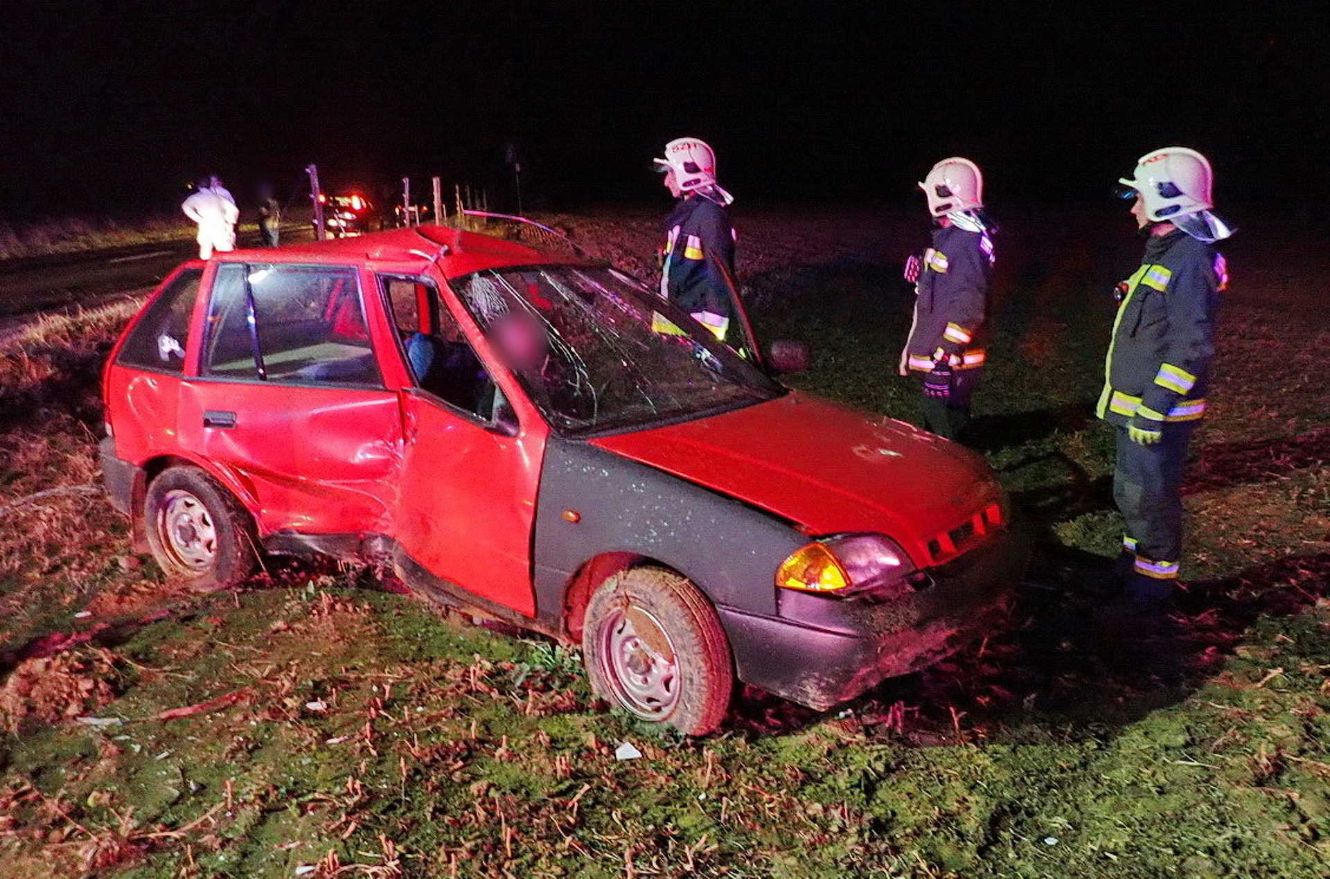 Sorra törtek össze az autók a tegnapi esős időben Szombathelyen 
