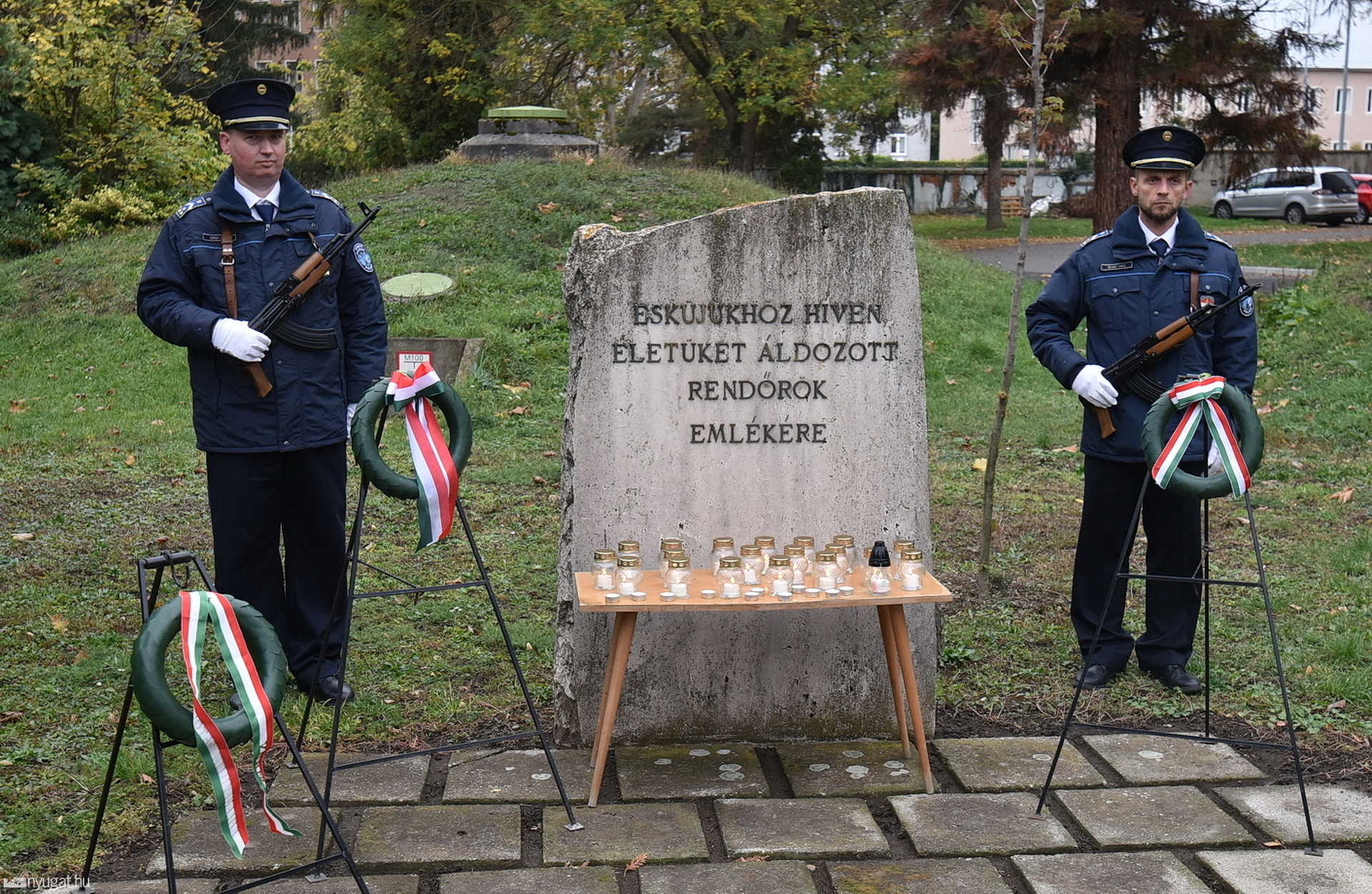 Hősi halott rendőrökre és határőrökre emlékeztek Szombathelyen 