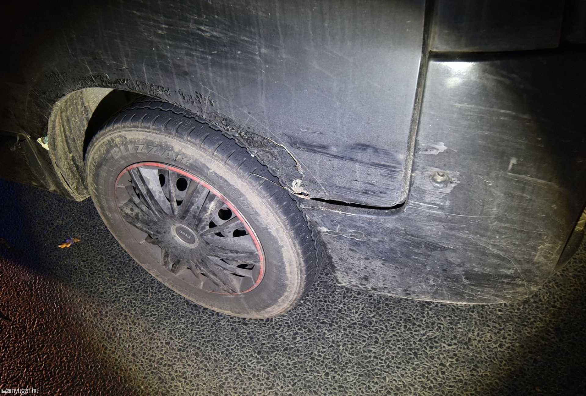 Ittas sofőr Suzukija koccant Renault-val