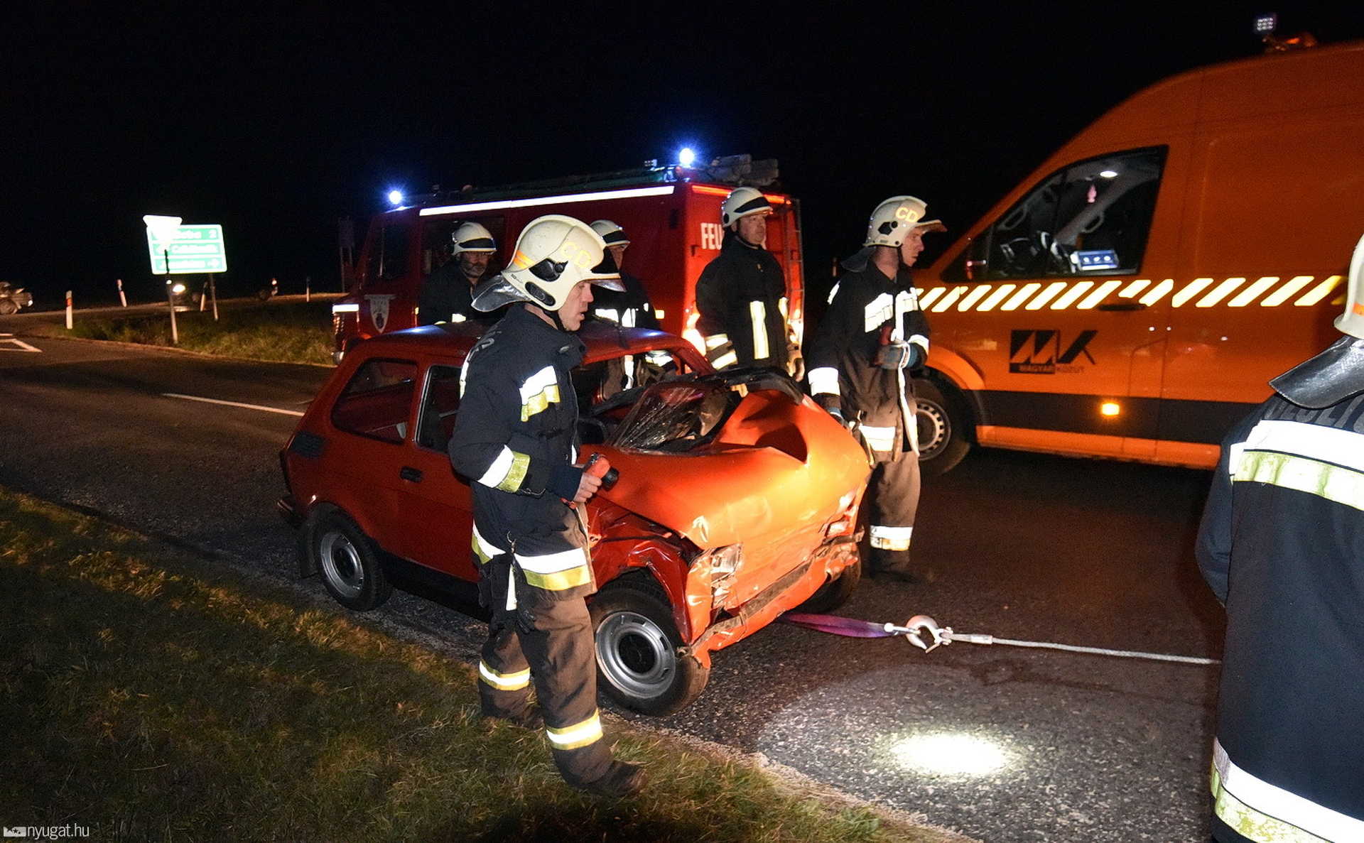 Polski Fiat hajtott Opel hátuljába