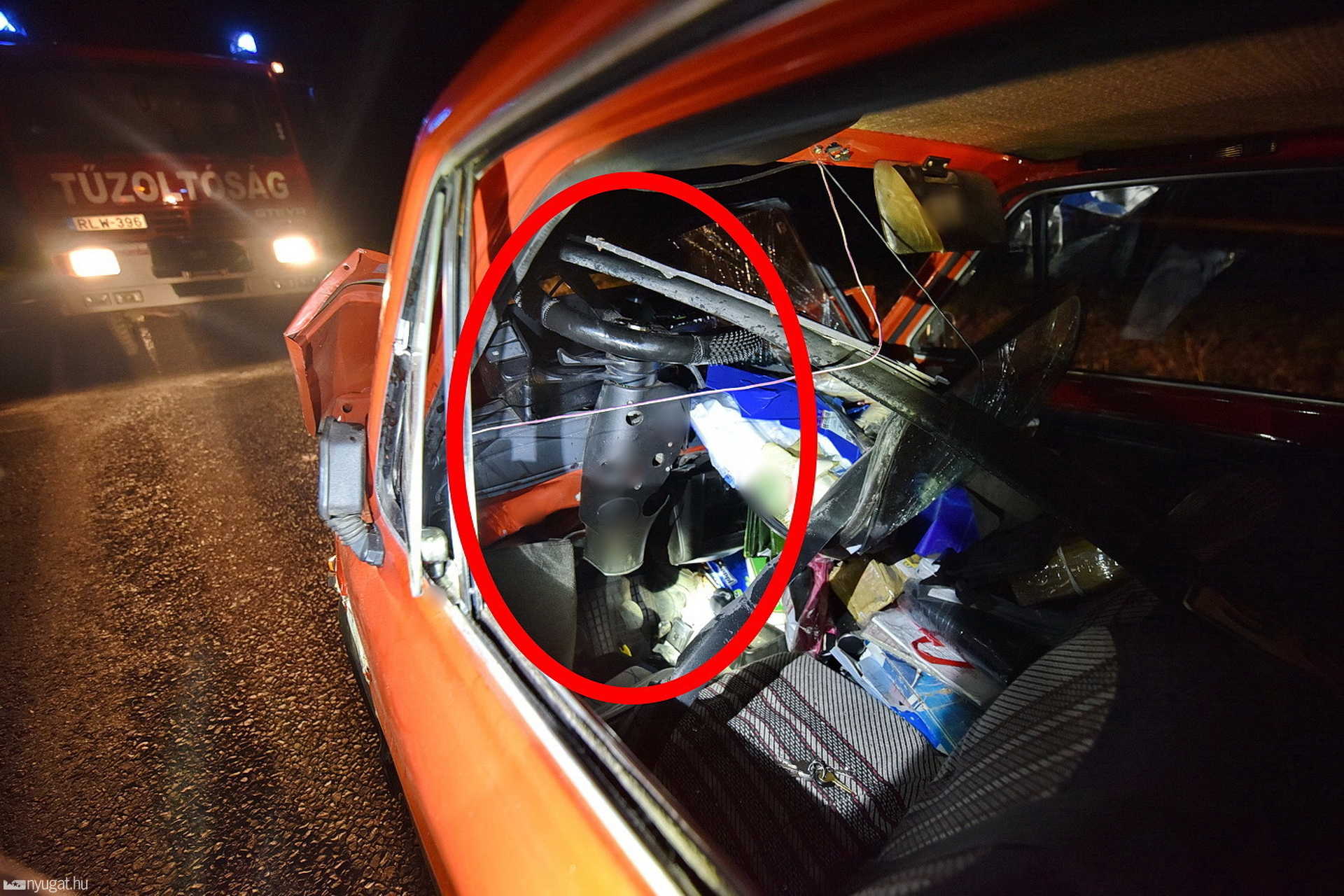 Polski Fiat hajtott Opel hátuljába