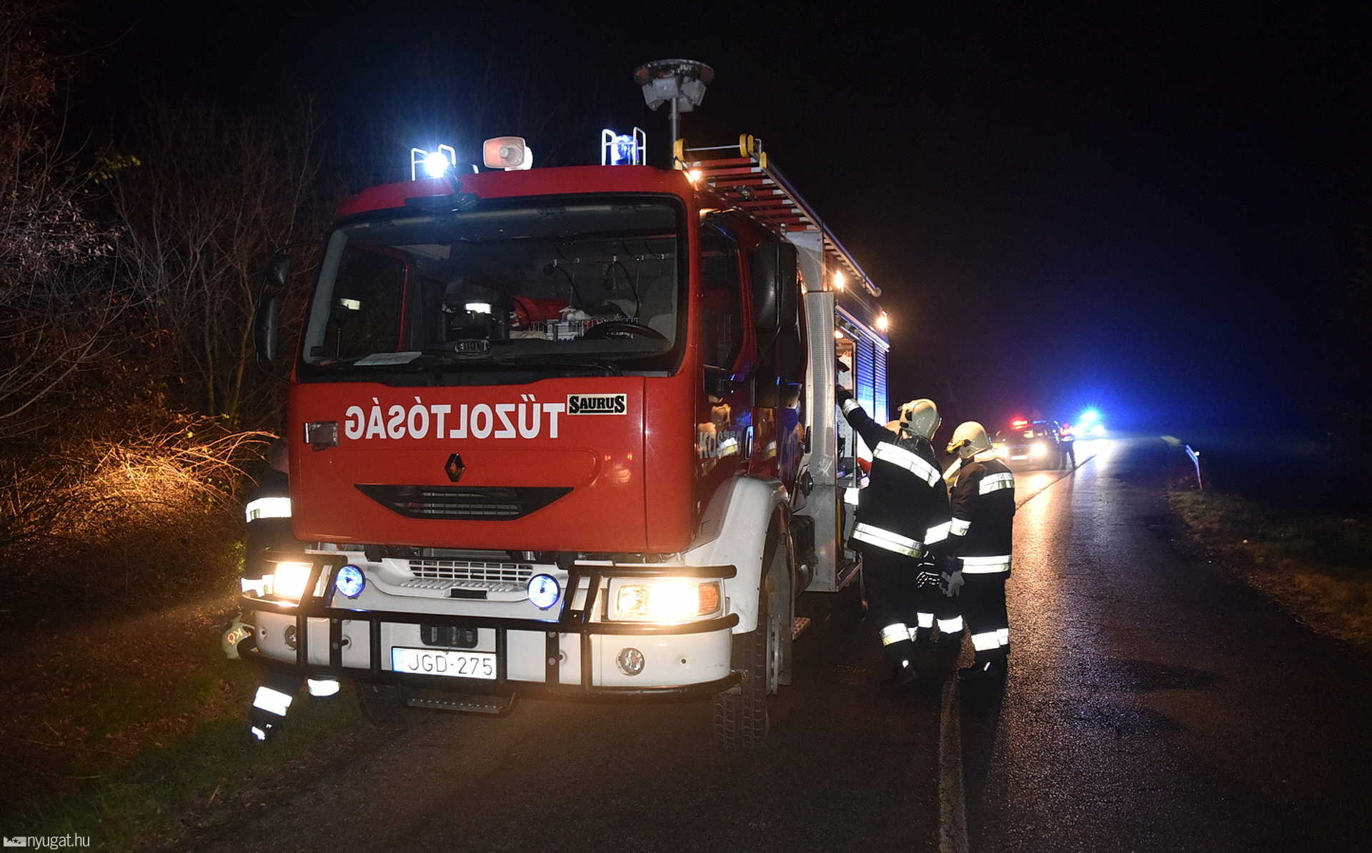 Ford borult árokba Kőszegszerdahely közelében 