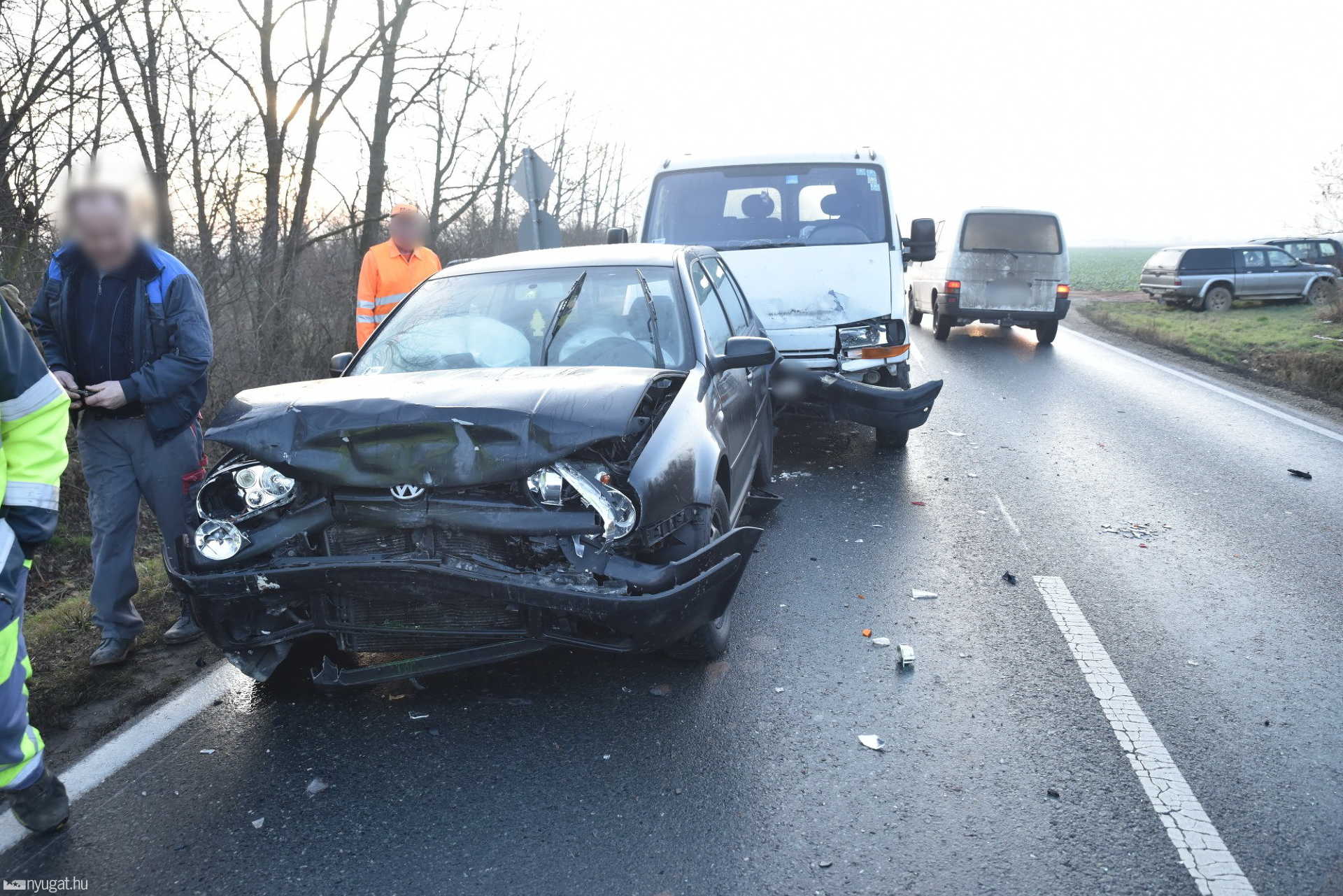 7 autó ütközött a 87-es úton