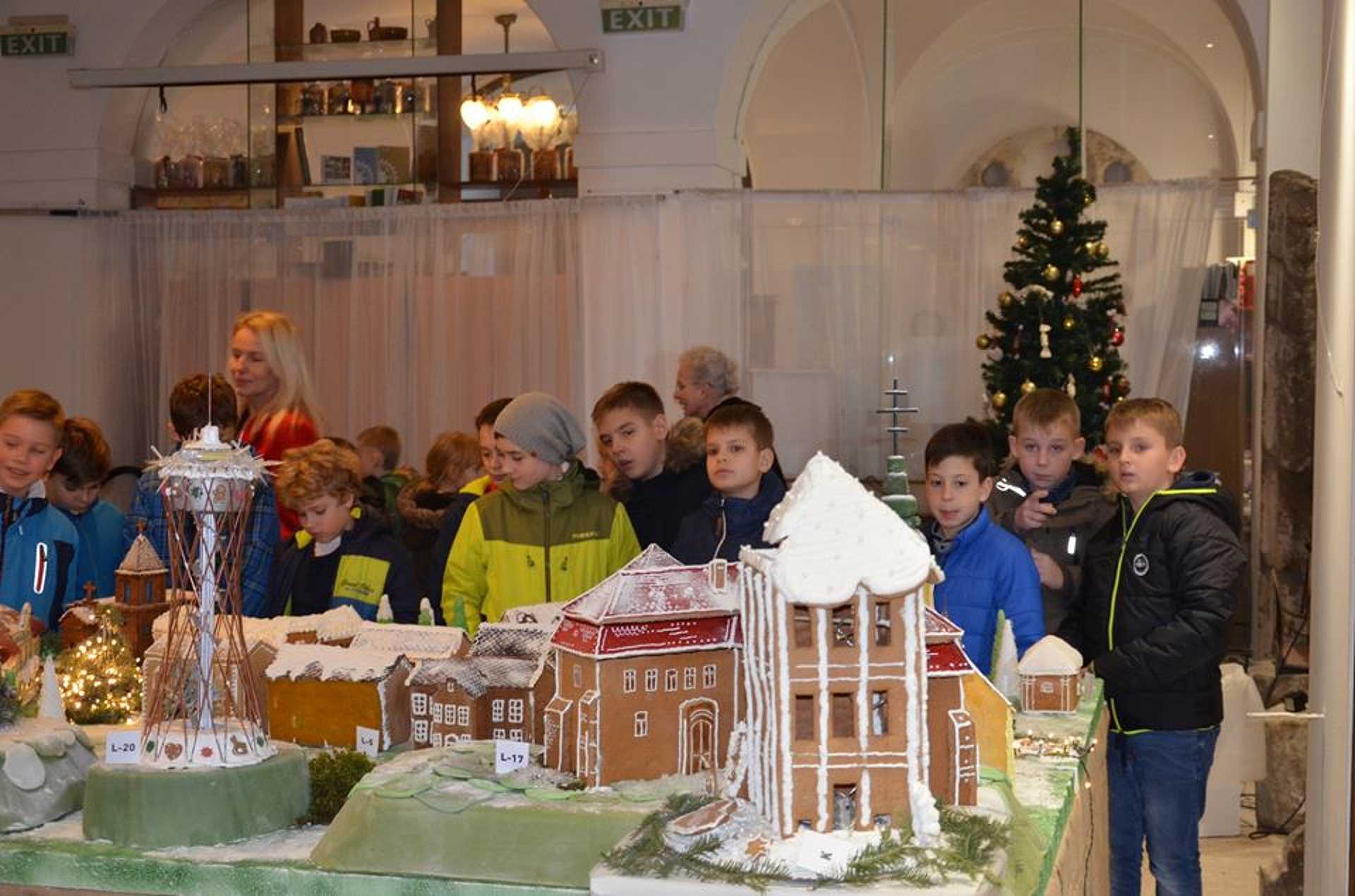 Mézeskalács épületek kiállítása Szentgotthárdon