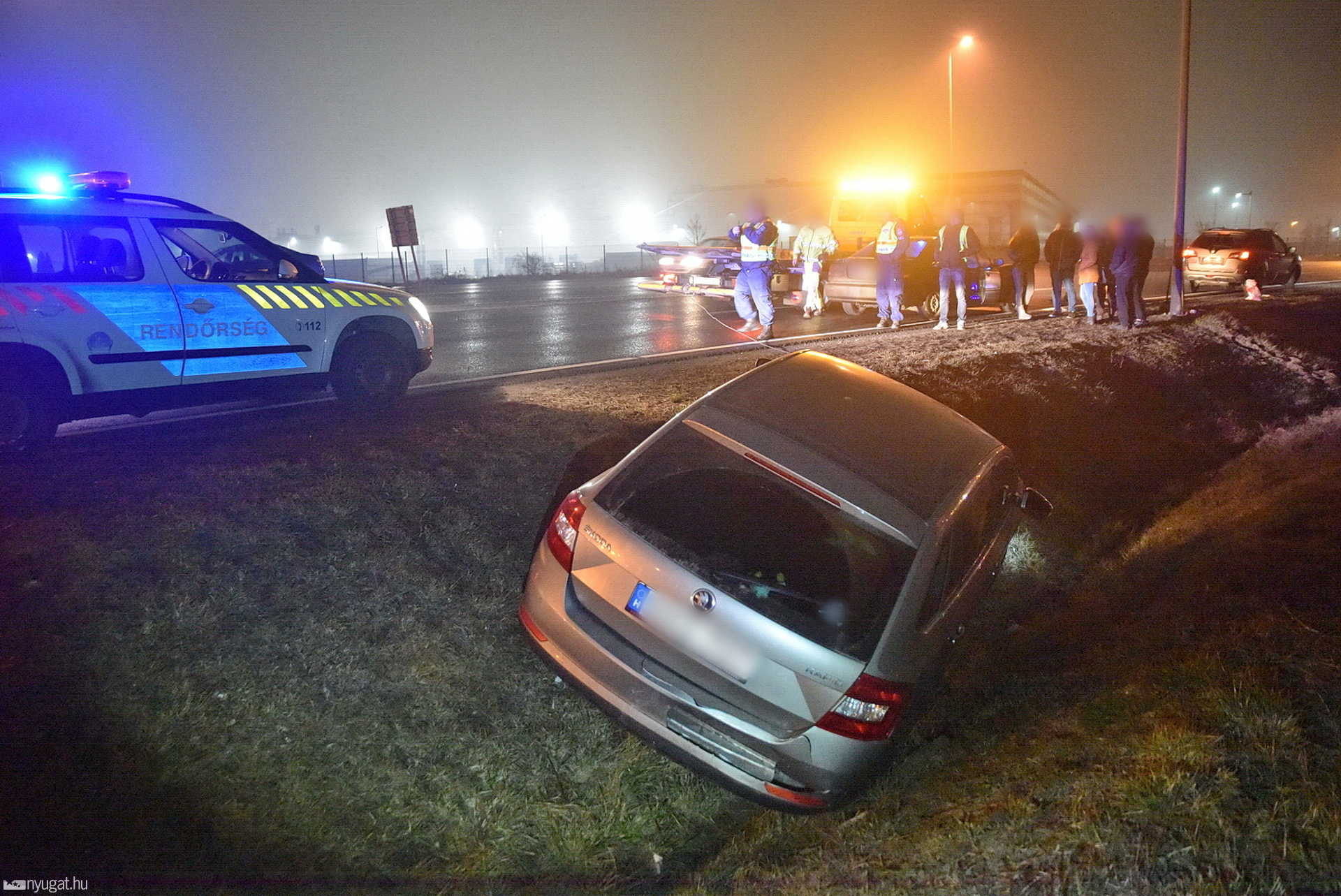Árokba sodródott a Skoda, miután Hondával ütközött Szombathely határában