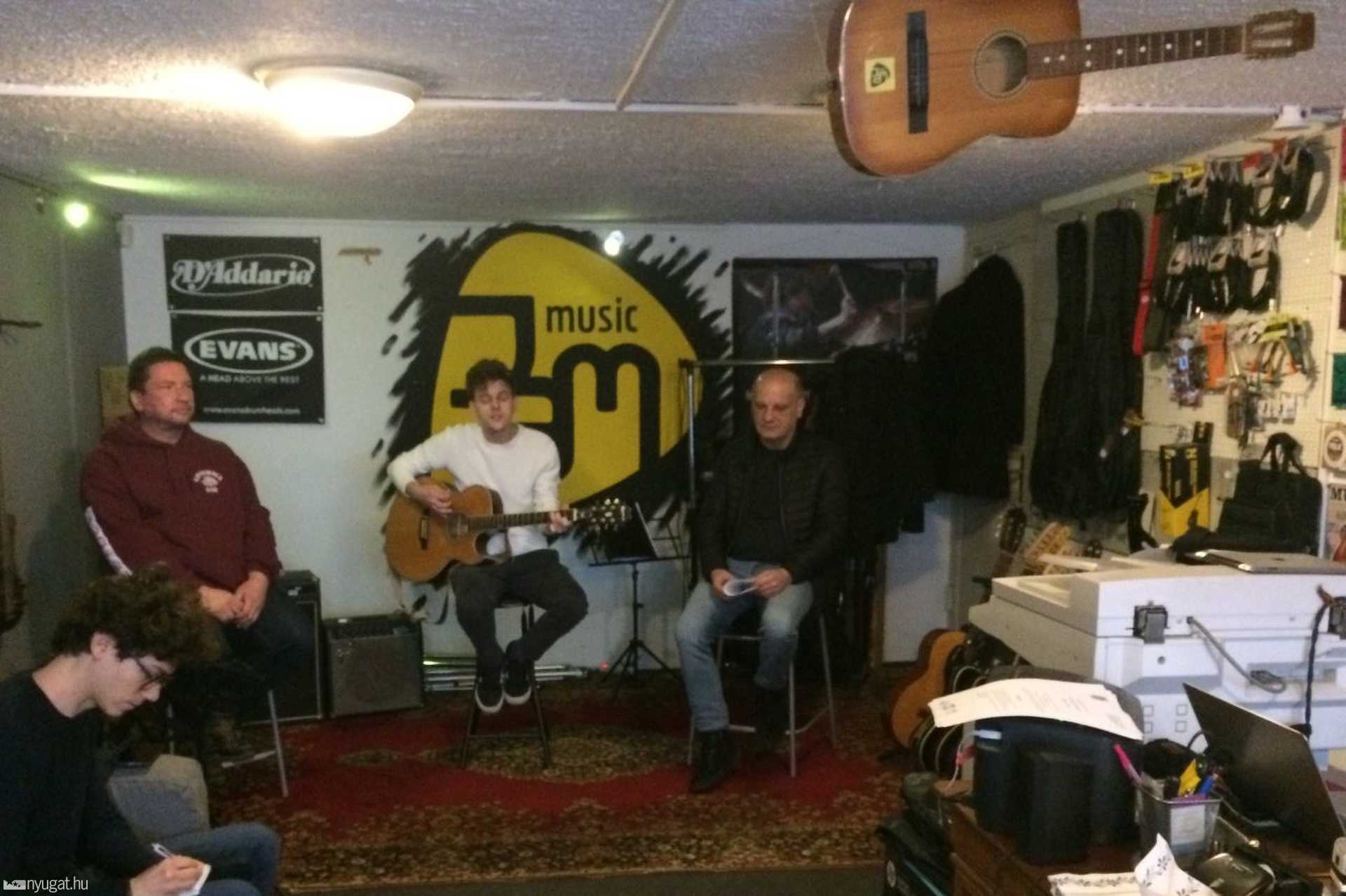 Sajtótájékoztató a Jam Musicban
