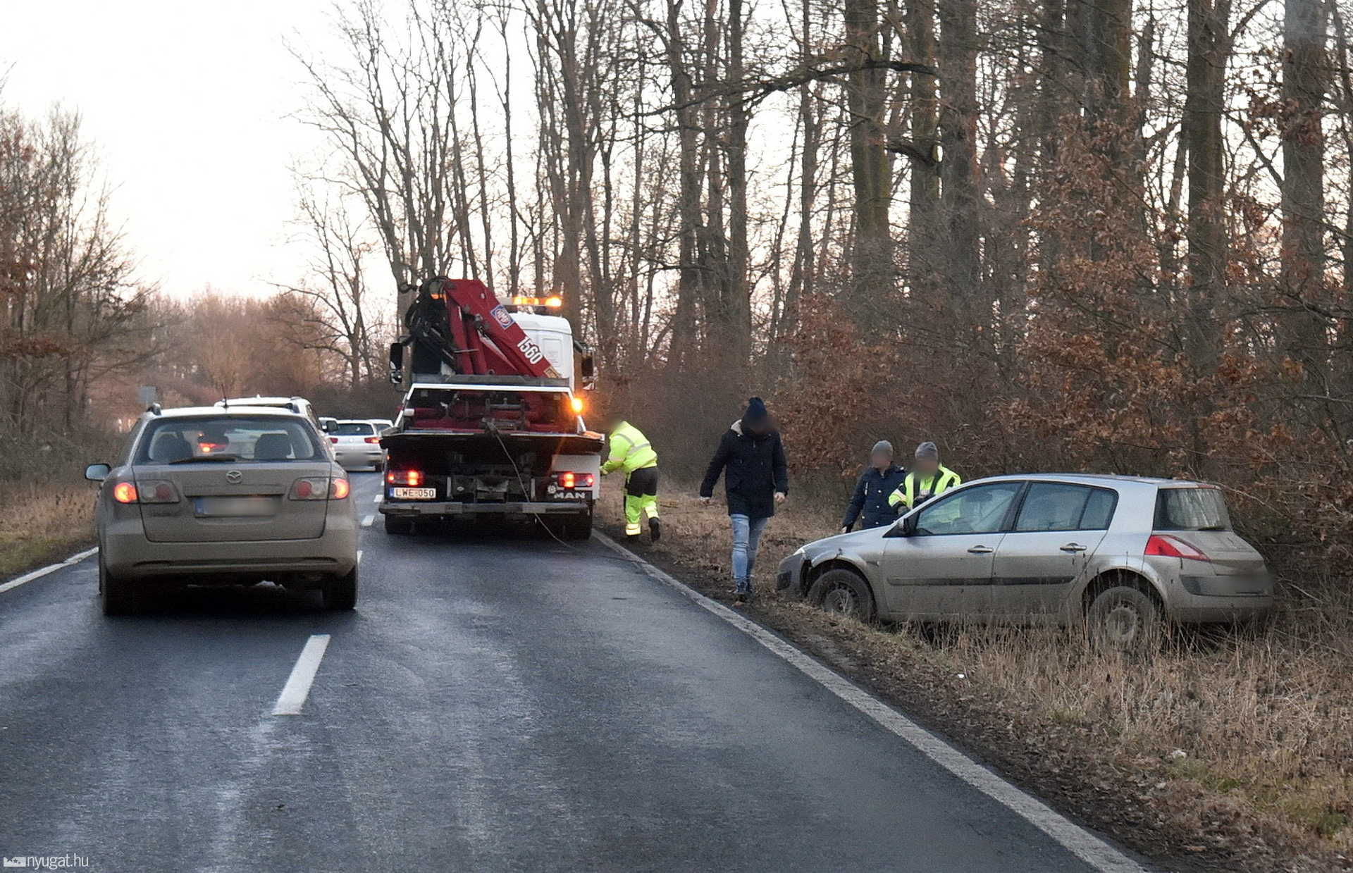 Árokba csúsztak Szombathel yés Ják közö