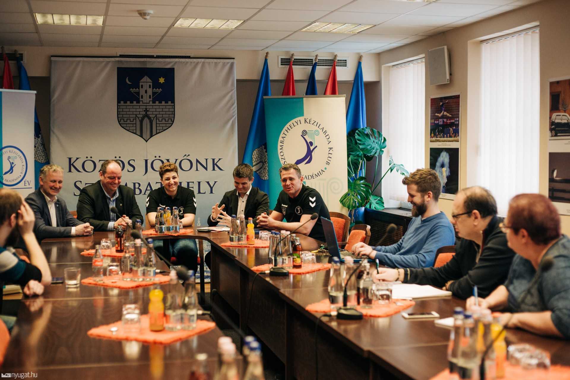 Névadó szponzor állt az SZKKA mellé