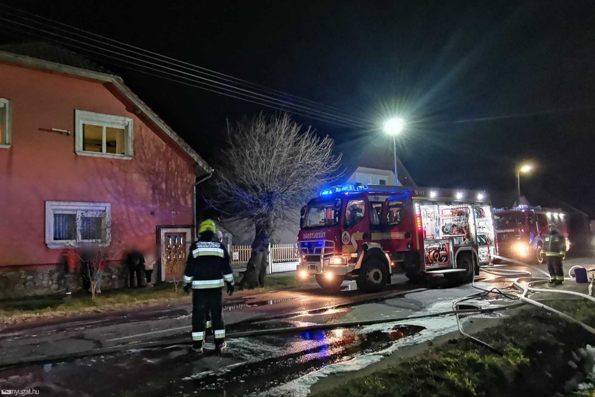 Kiégett egy Setra autóbusz Sorokpolányban