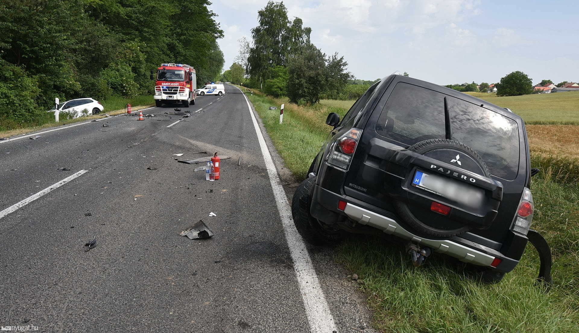 Ittas sofőr Opelje tarolt le egy Mitsubishi terepjárót Gércénél 
