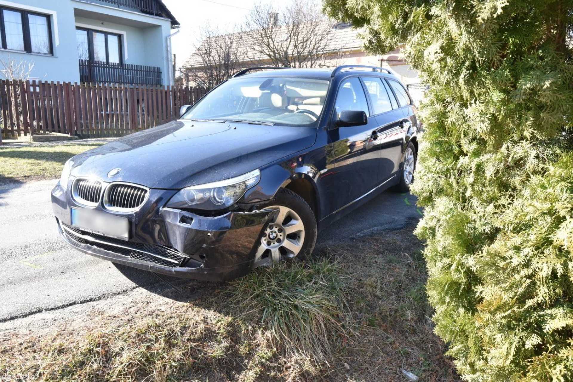Suzukit lökött árokba BMW-t Gersekaráton