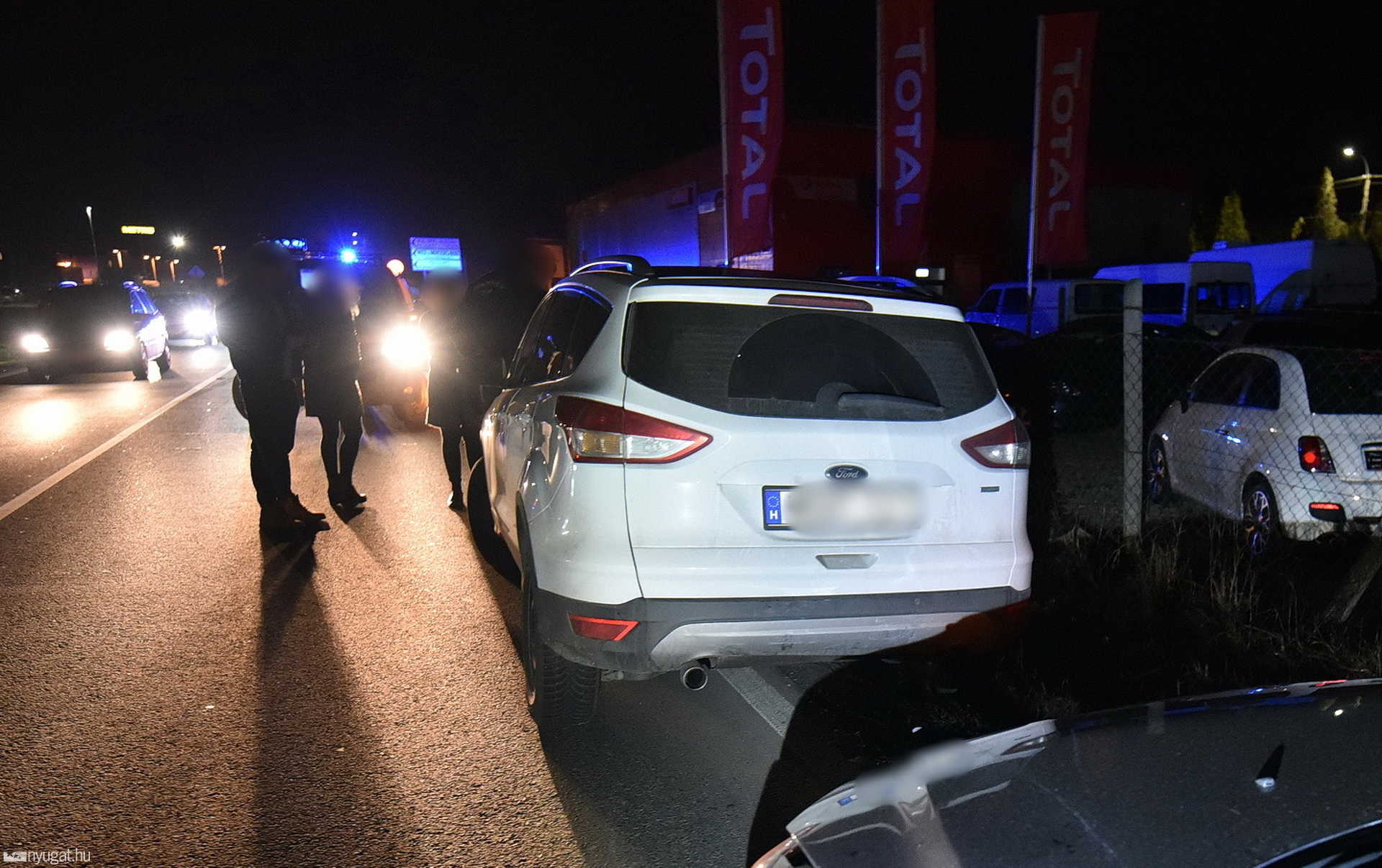 Két balesetben öt autó ütközött a 87-es főúton