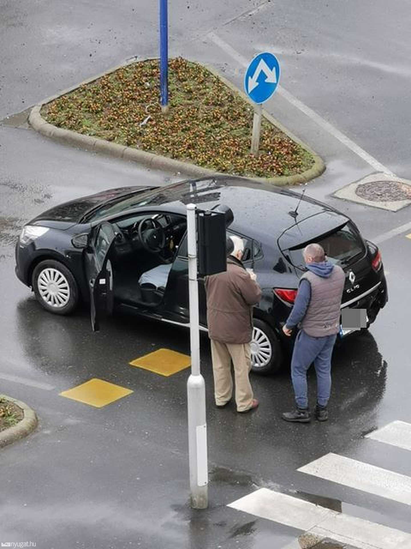 Koccanás a Bartók Béla és Rohonci kereszteződésében