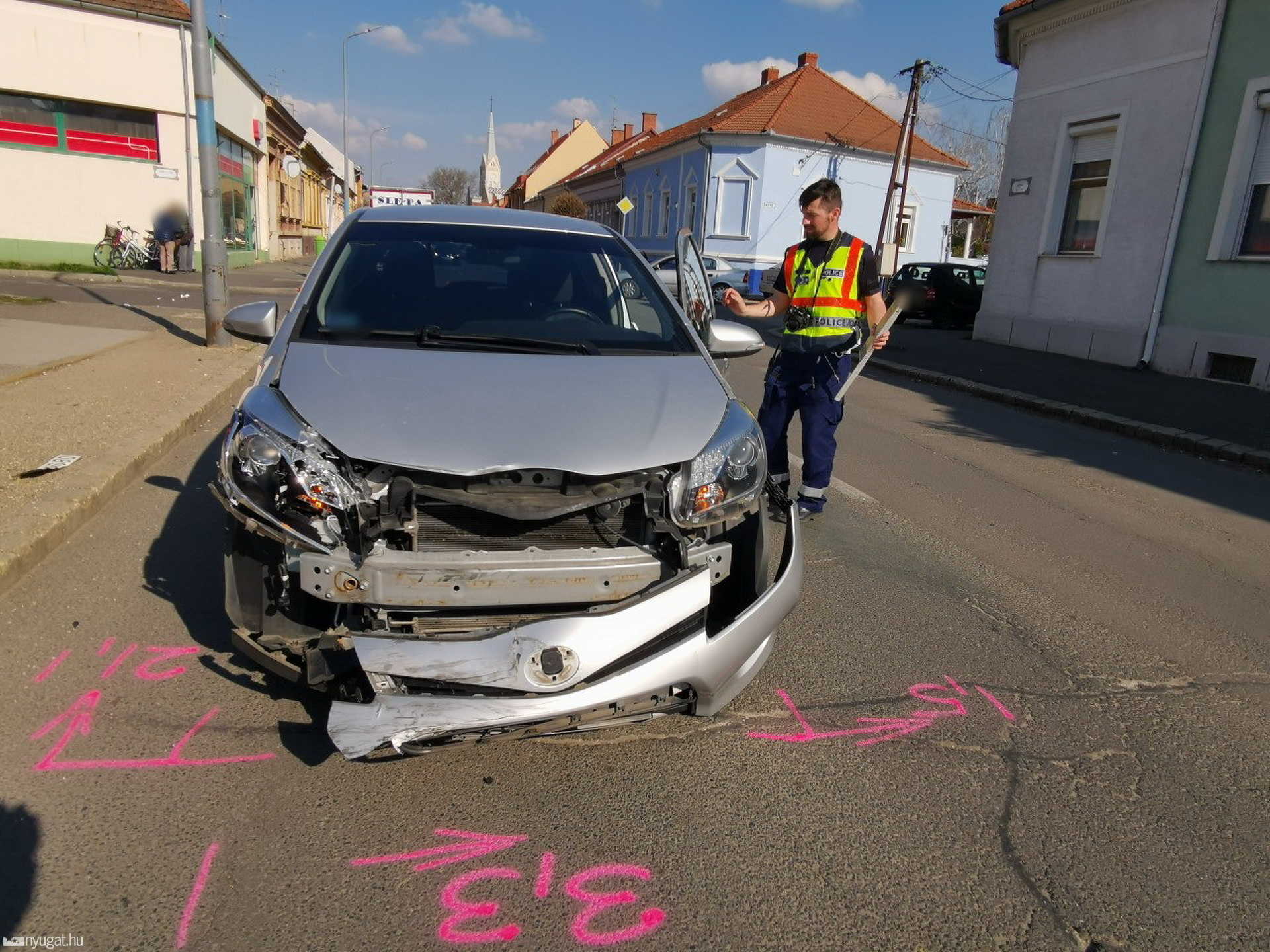 Elmenekült a helyszínről két nő egy baleset után 