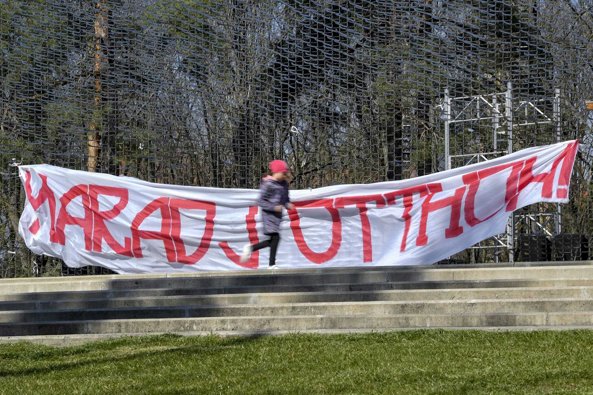 Úgy se jó