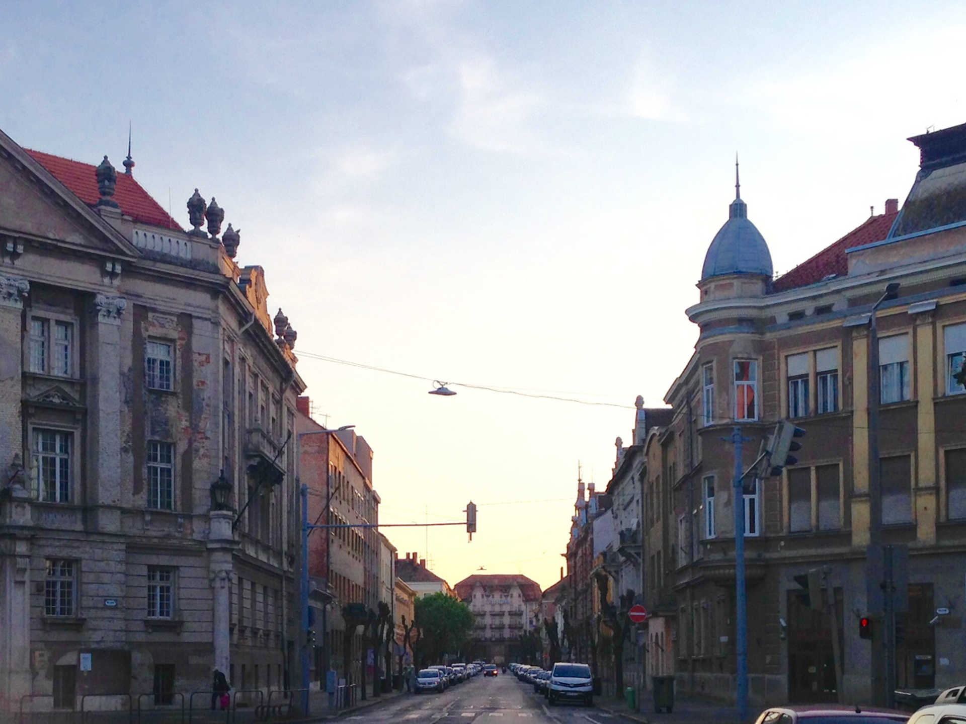 Távolban a Nagyszálló
