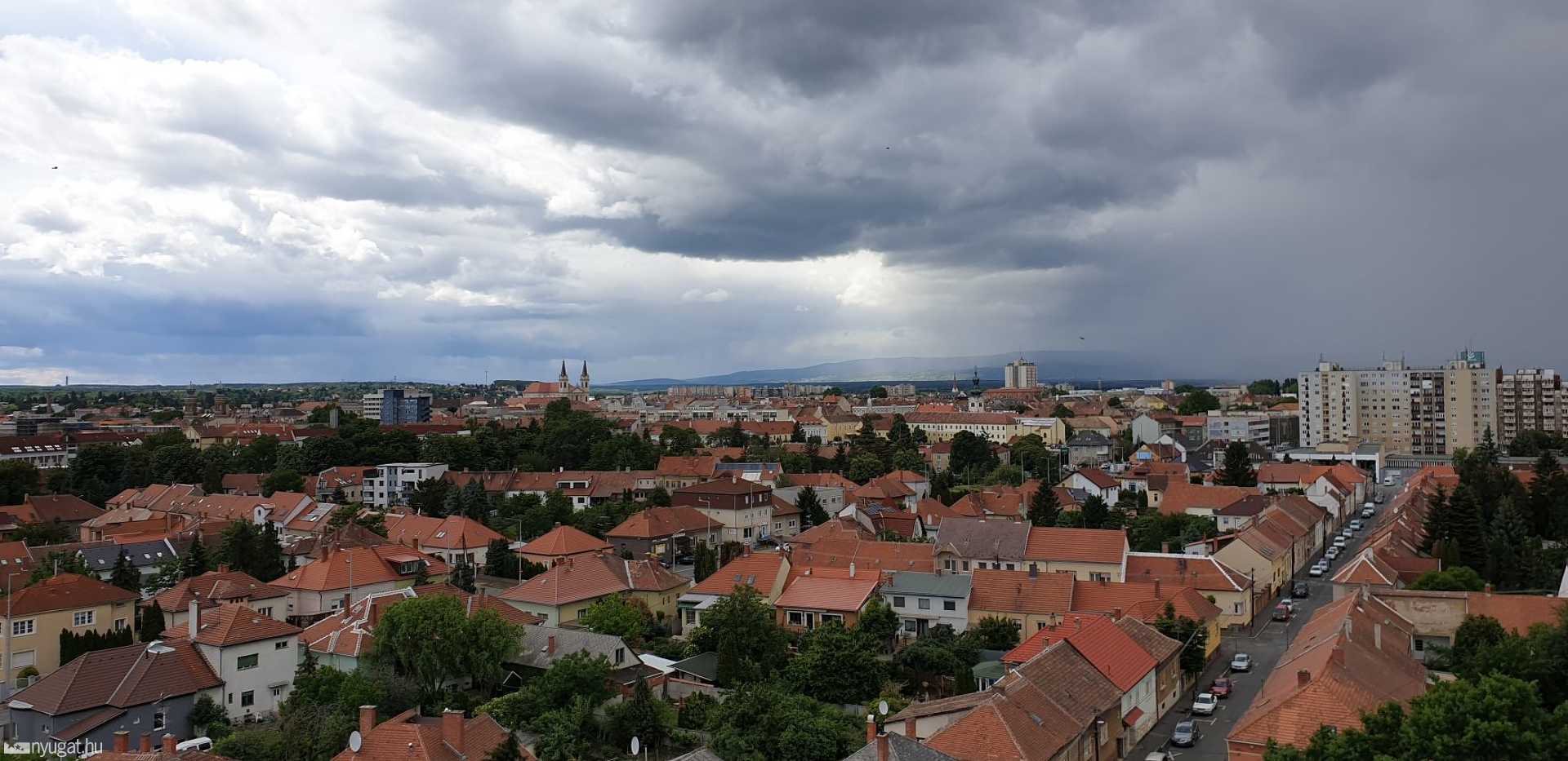 Így vonult a vihar Szombathely felett