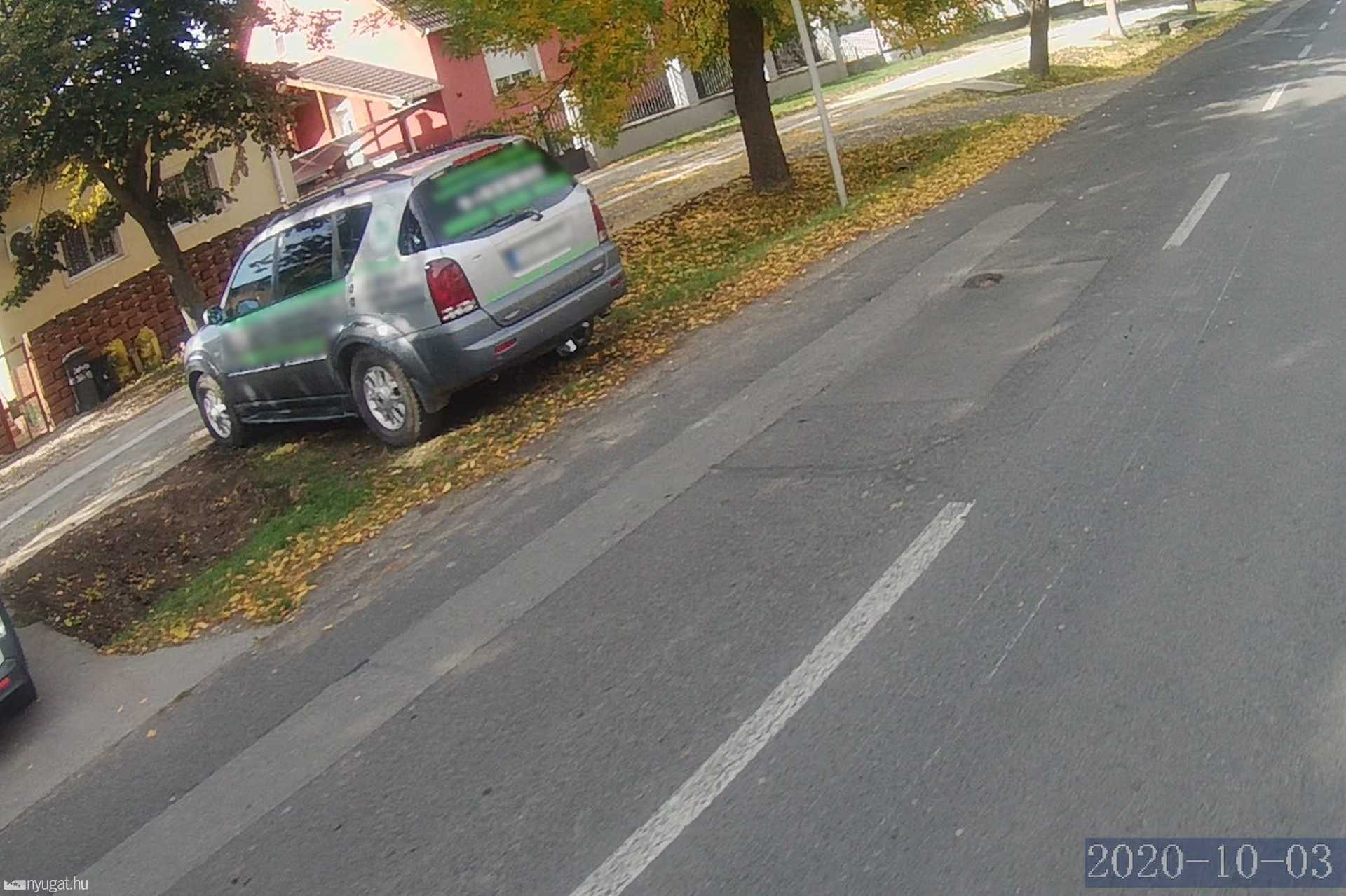Szabálytalan és kreatív parkolások Szombathelyen: közterület és környezetkárosítás