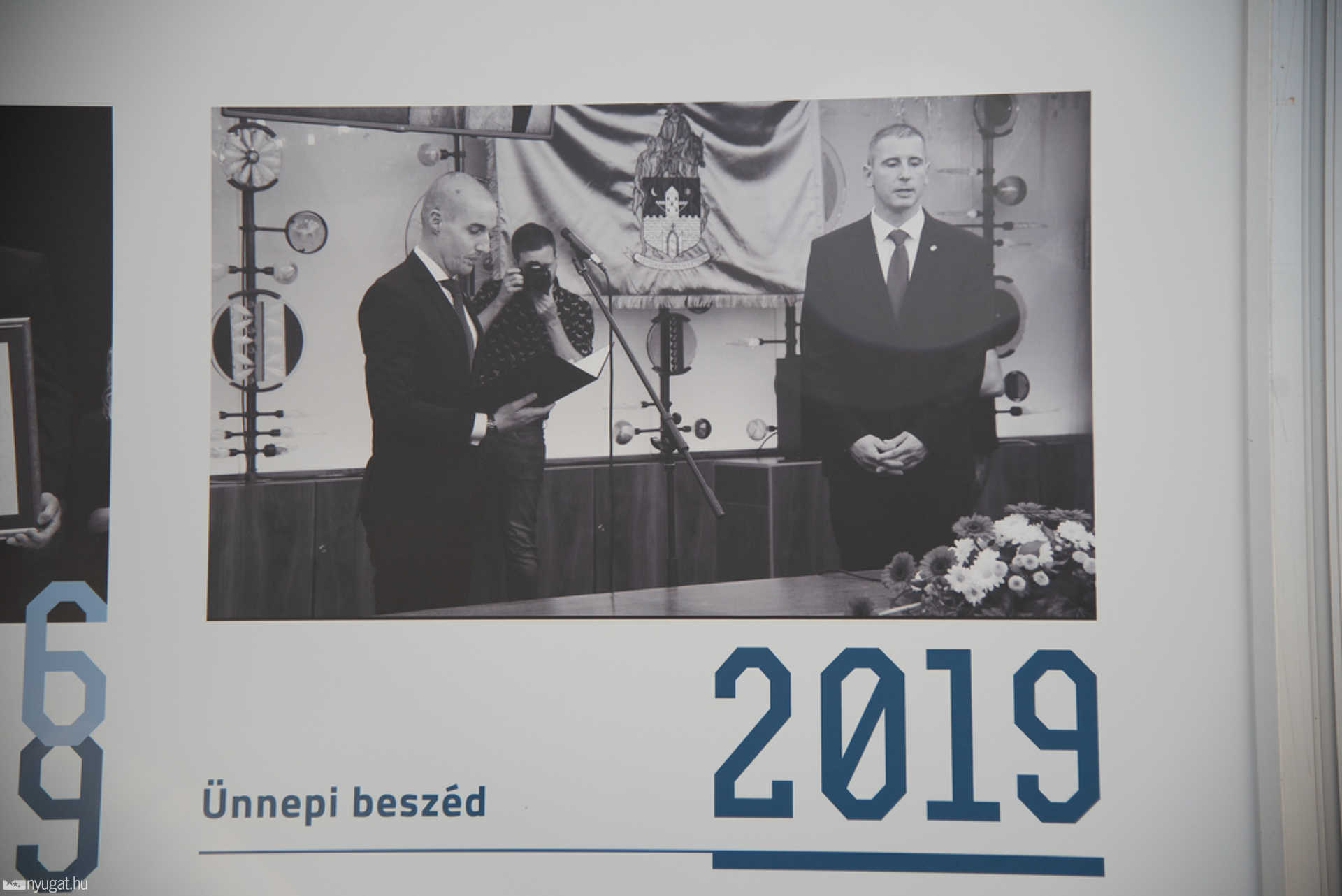 30 év 30 kép kiállításmegnyitó