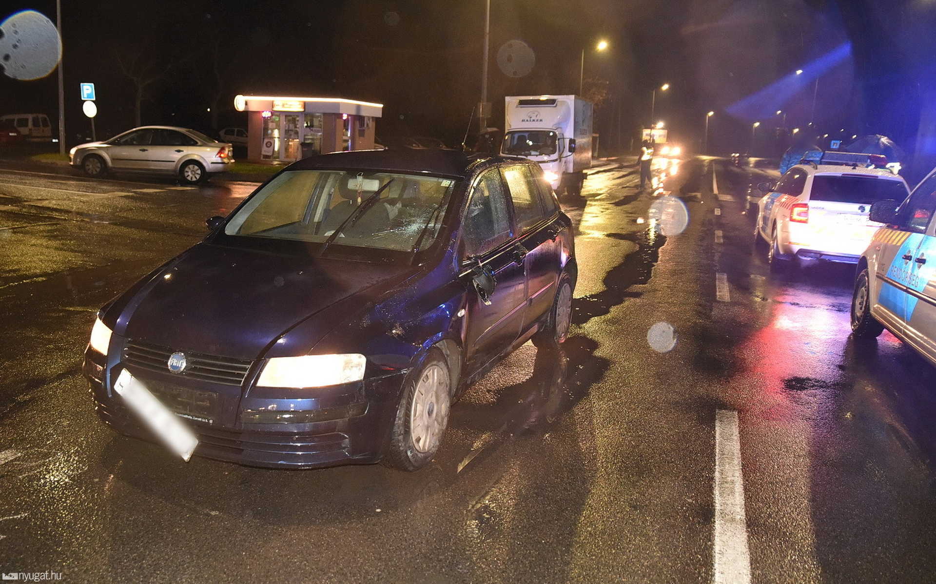 Gyalogátkelőhelyen sodort el kerékpárral átkelő férfit egy Fiat Szombathelyen