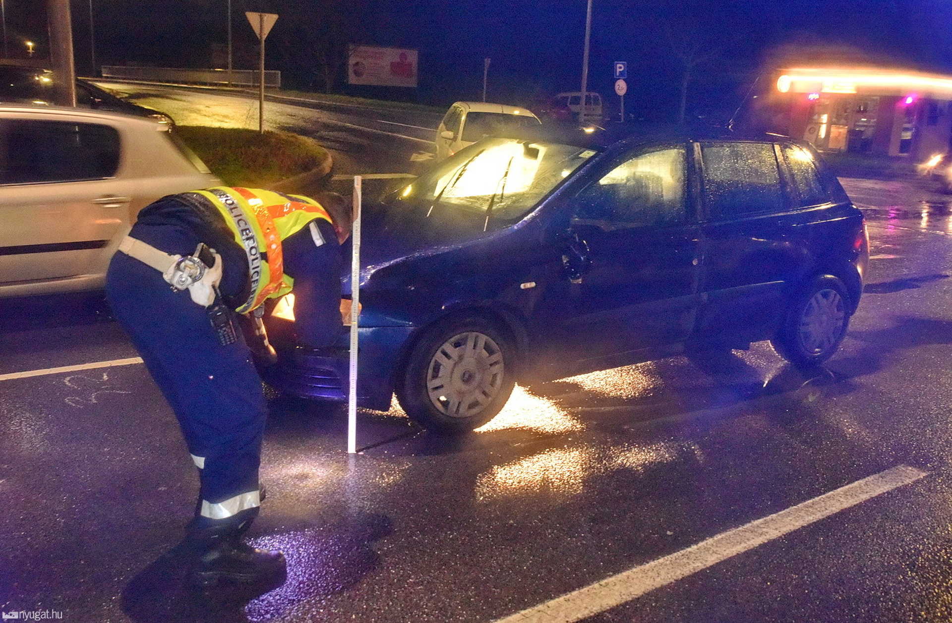Gyalogátkelőhelyen sodort el kerékpárral átkelő férfit egy Fiat Szombathelyen