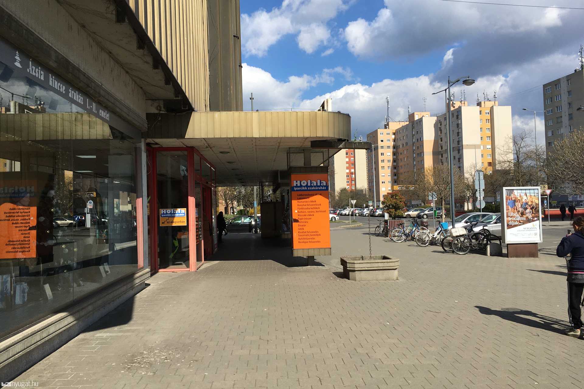 Nincsenek sorok az üzletek előtt