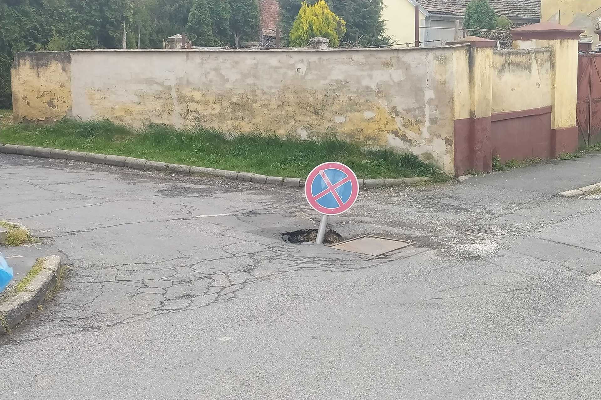 Beszakadt az úttest Körmenden, így oldották meg gyorsan