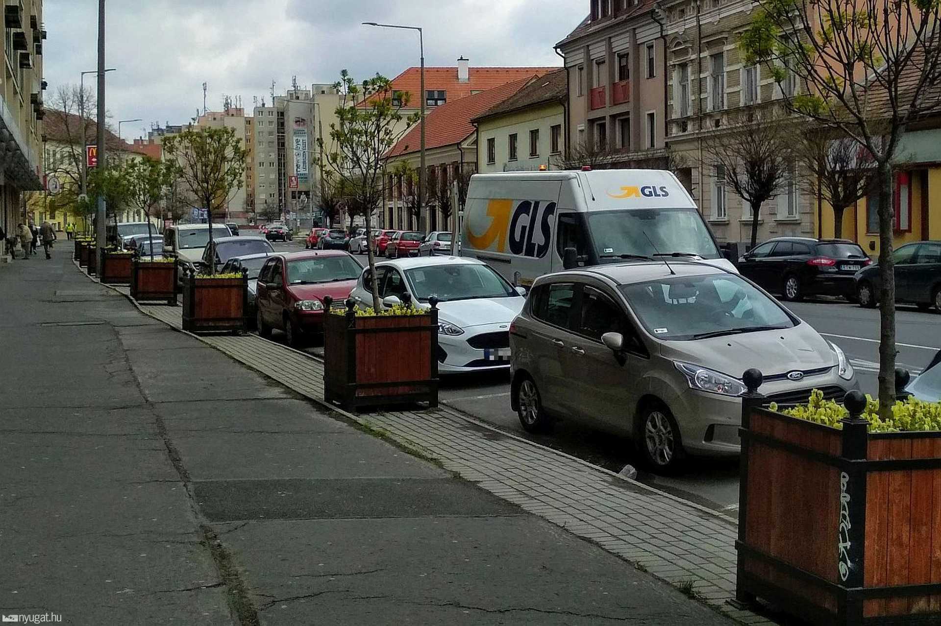 Sárga villogó futár csomagküldő