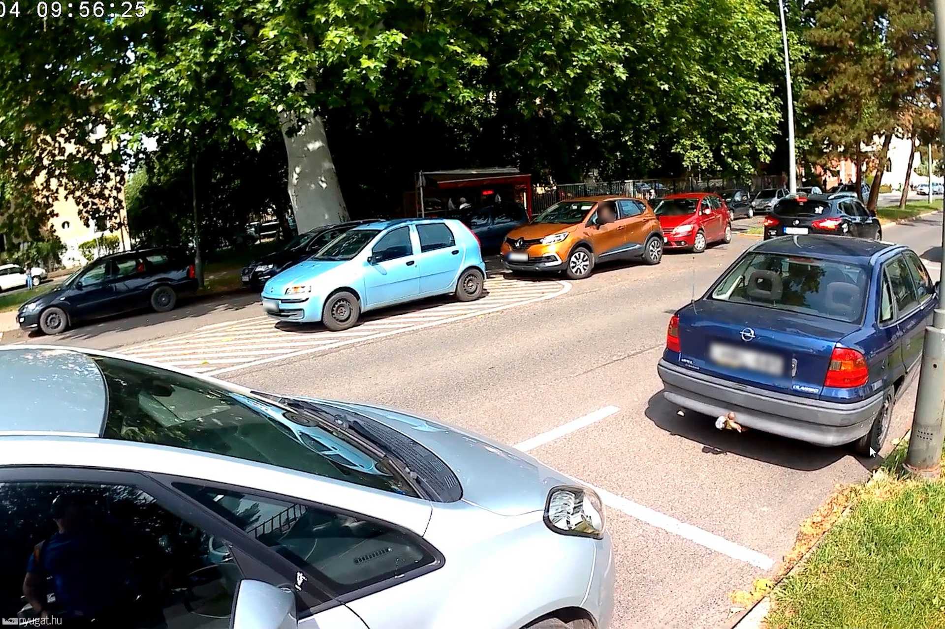 Szabálytalan és kreatív parkolások Szombathelyen: Markusovszky utca