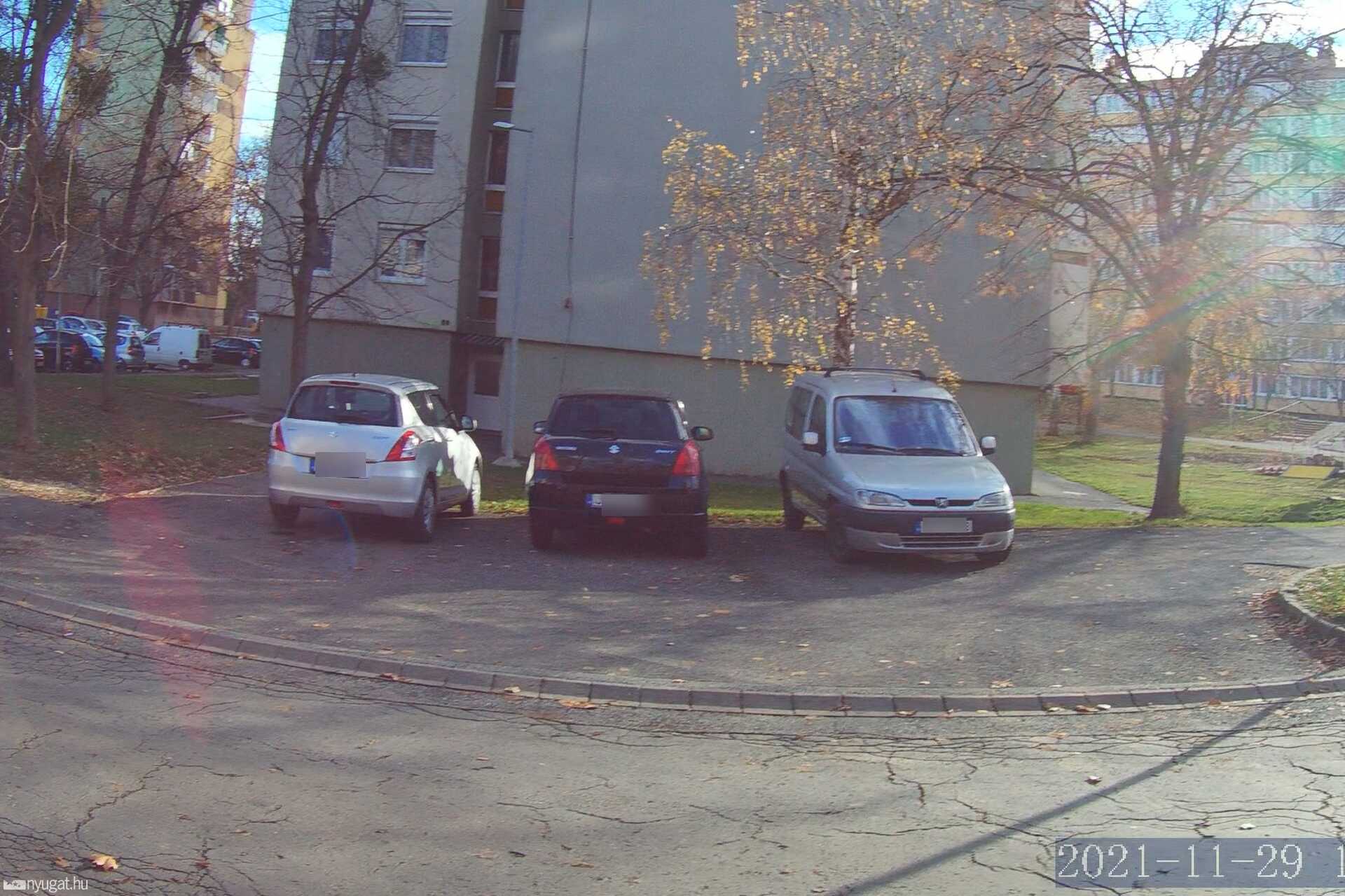 Szabálytalan és kreatív parkolások Szombathelyen