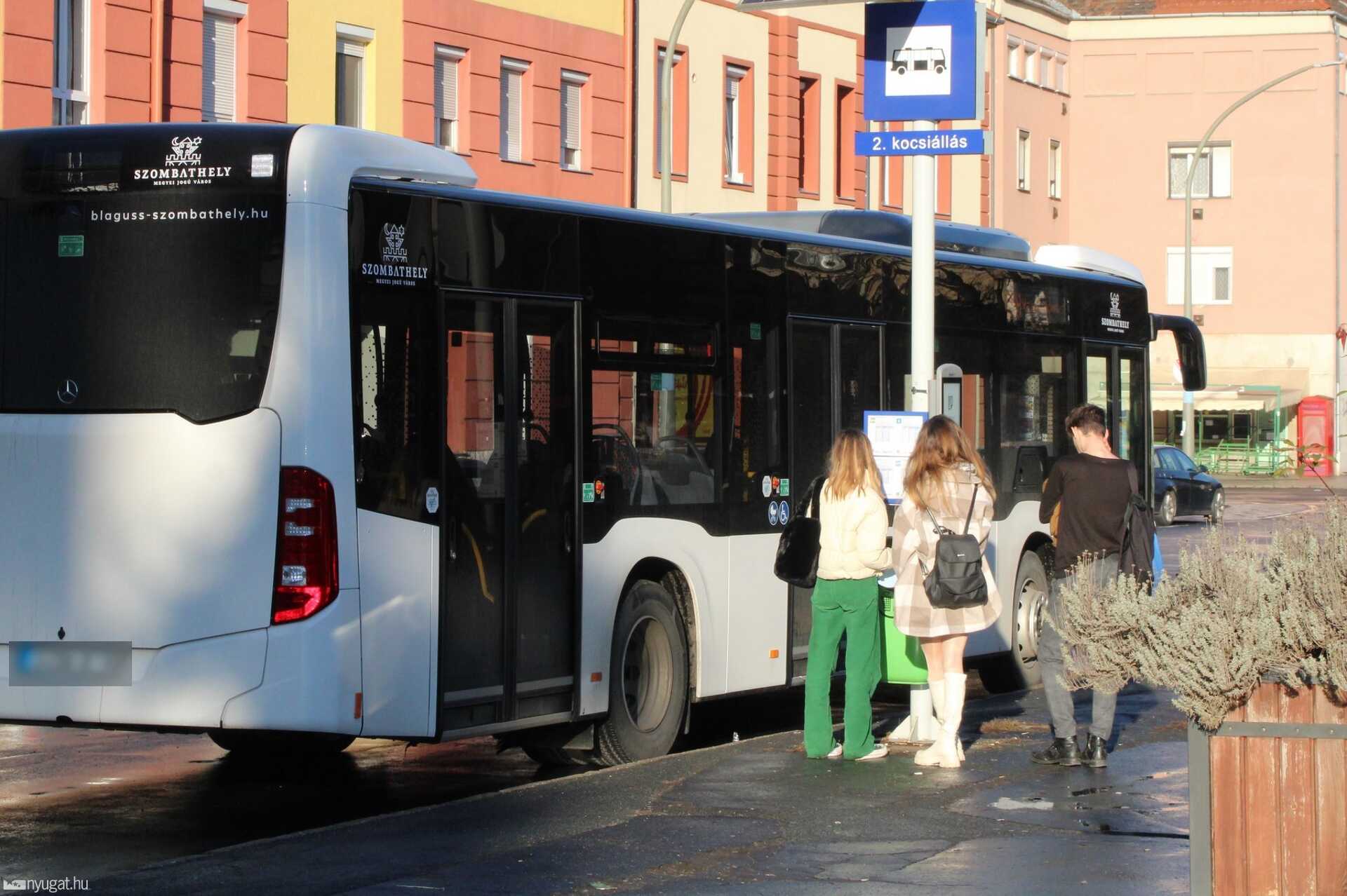 Busz, helyijárat, helyijáratos busz, helyijáratok, Blaguss, buszmegálló, megálló