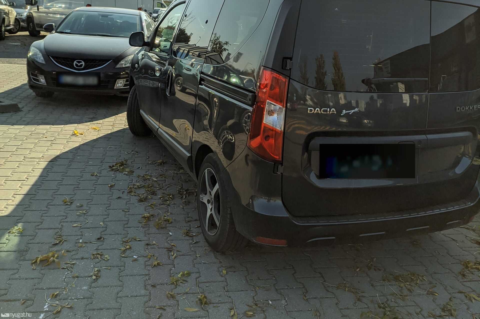 Szabálytalan és kreatív parkolások Szombathelyen