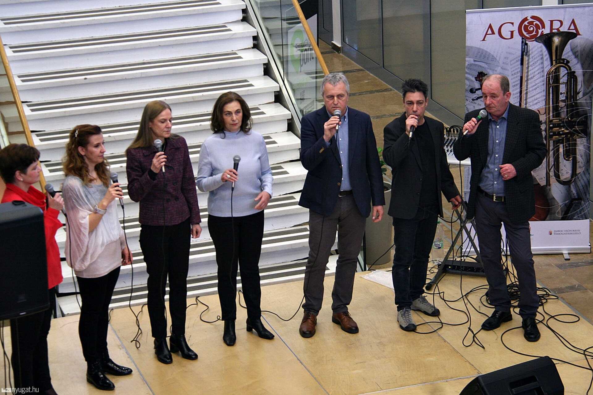 General Harmony Singerskoncert képekben