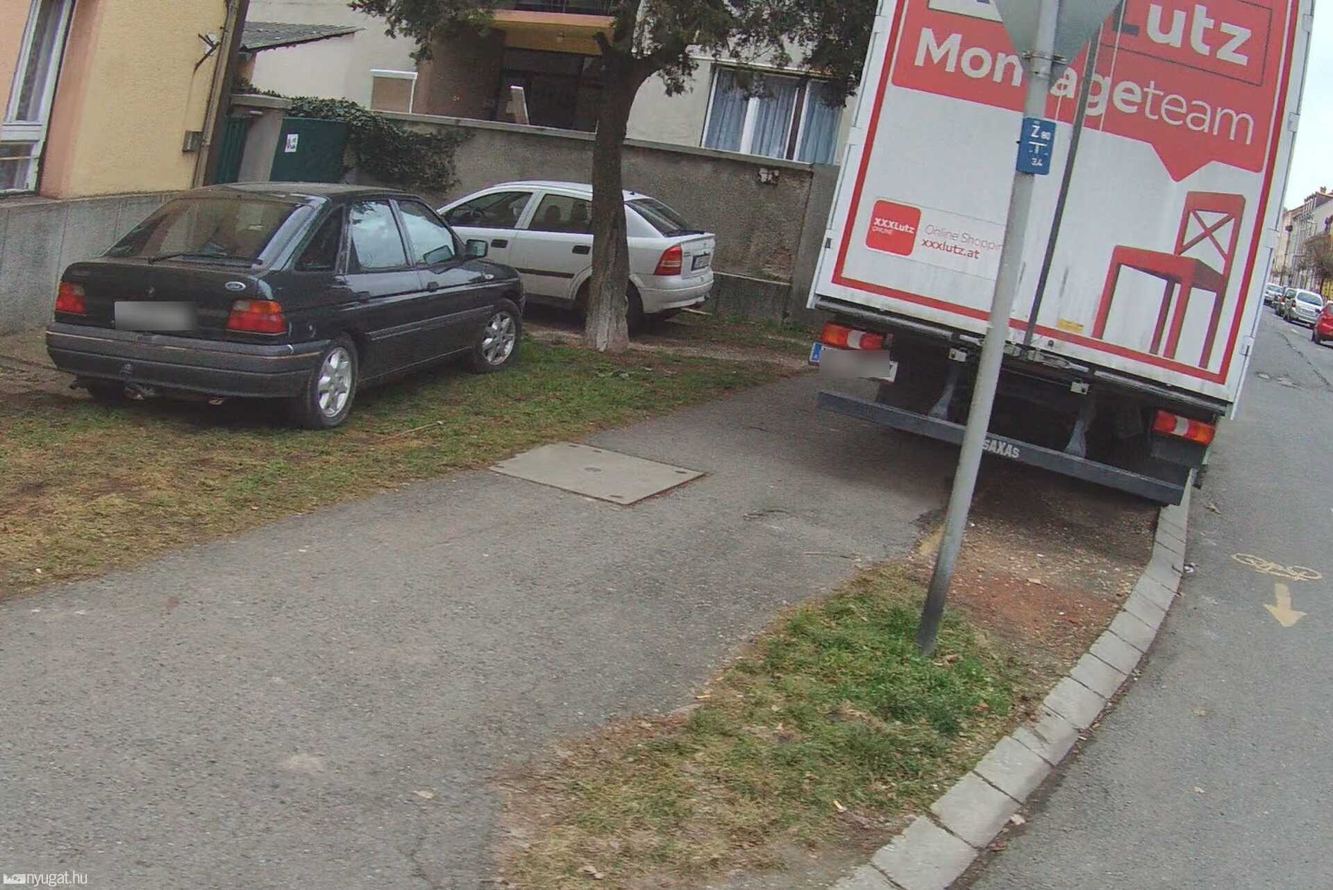 Szabálytalan és kreatív parkolások Szombathelyen