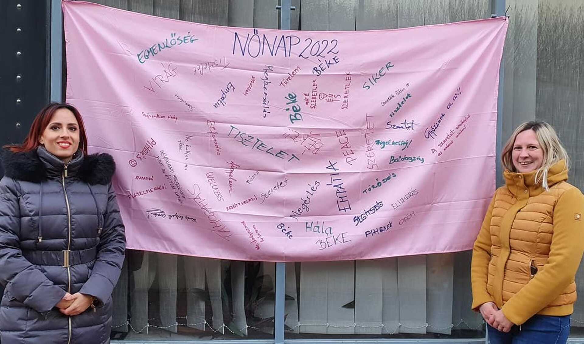 Bokányi Adrienn és a nőnapi molinó