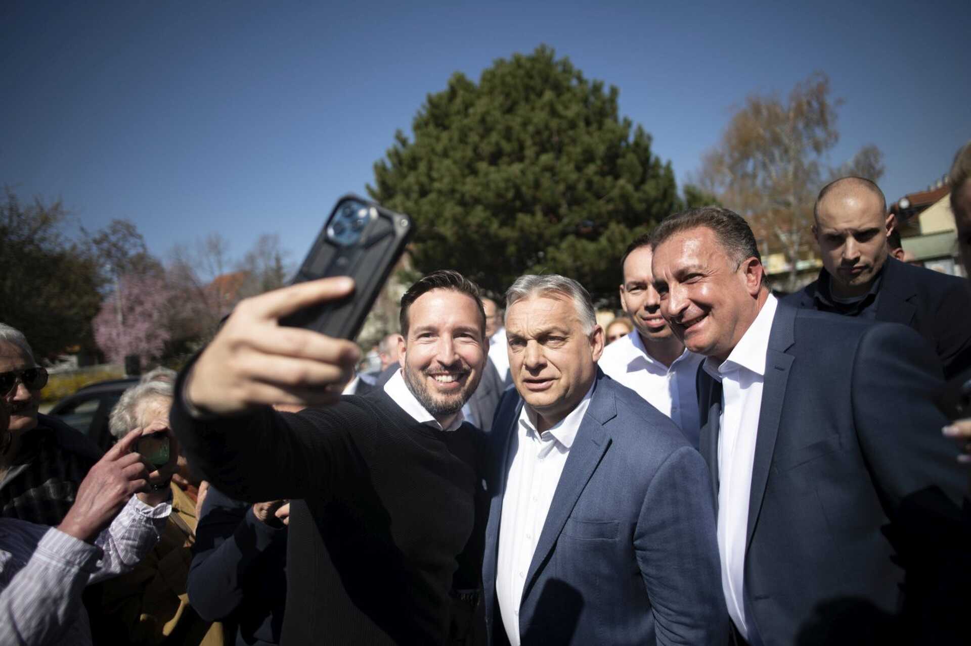 Orbán Viktor győri választókkal találkozott