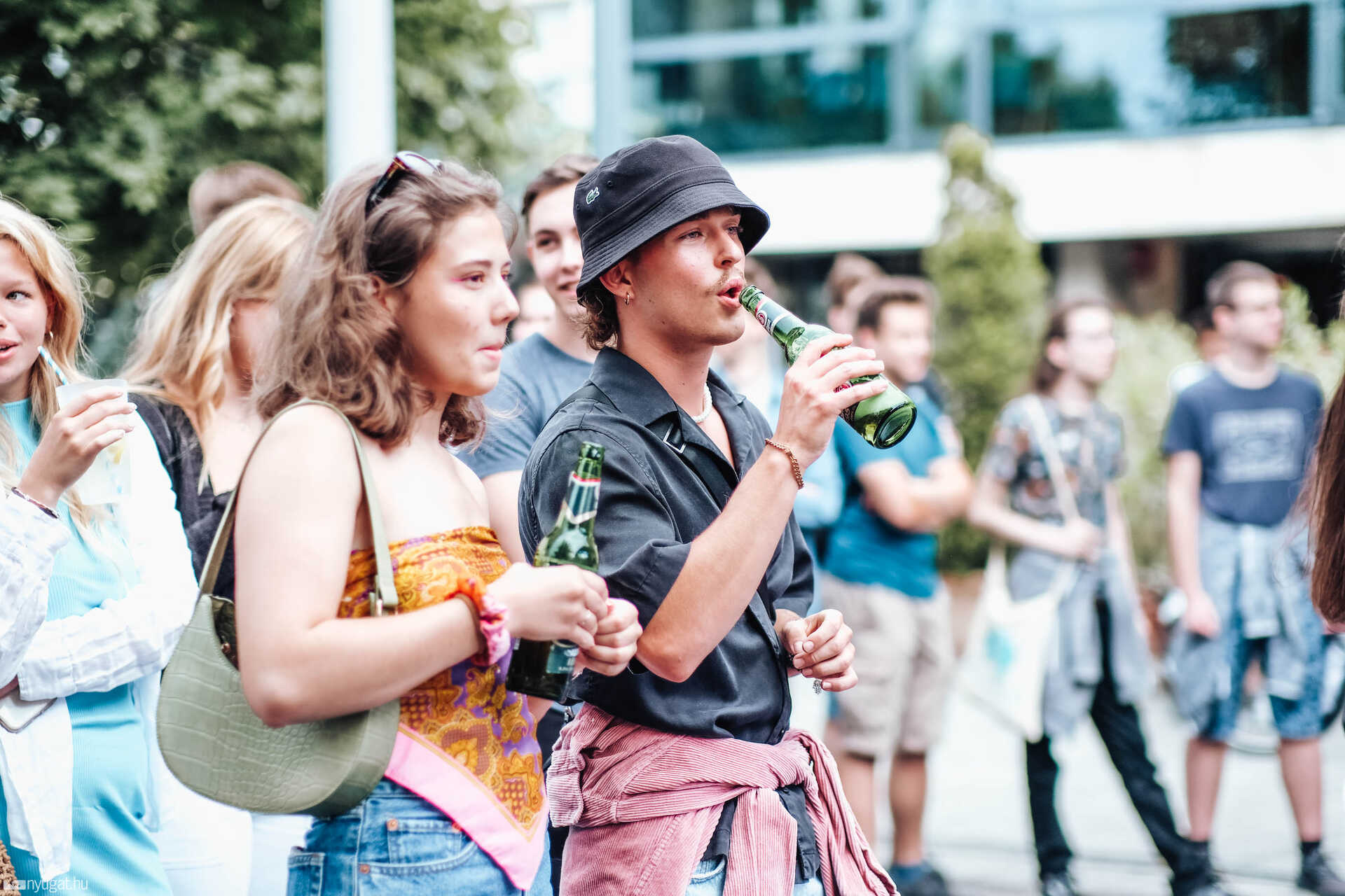 Túlzás zenekar a Bloomsdayen