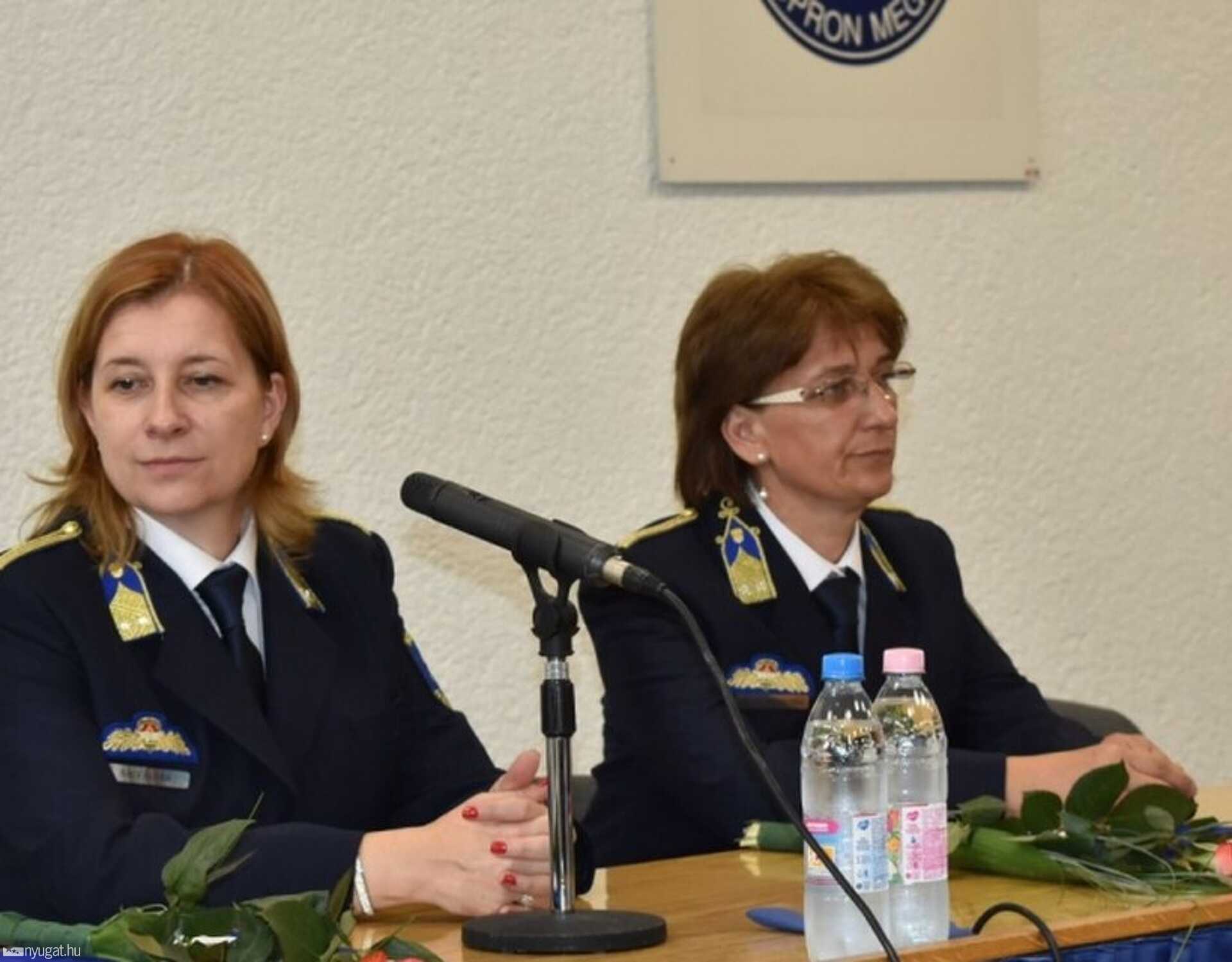 Nagy Ágnes (balra) az első női főkapitány a megyében. 