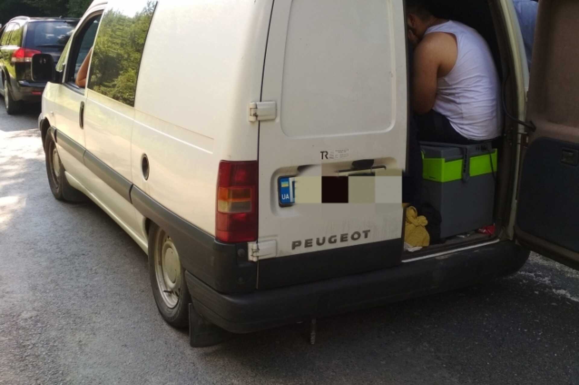 Ukrán embercsempészt fogtak a rendőrök Vasalja térségében