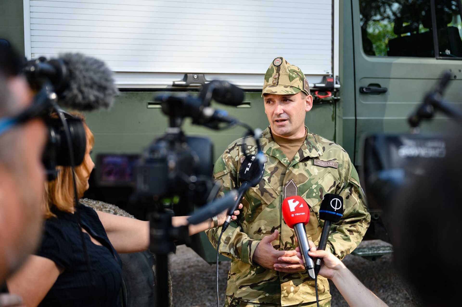 Gajdos Milán, a Magyar Honvédség tűzszerész ezredének kommunikációs tisztje
