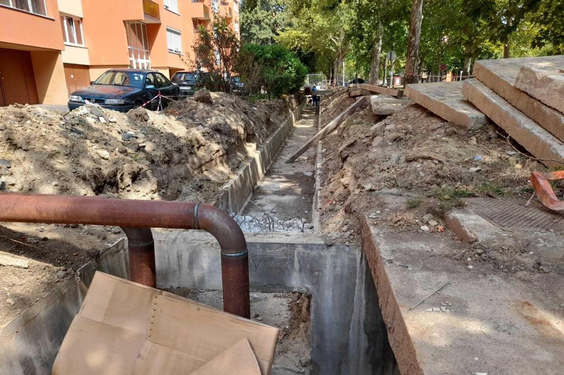 Vezetéket cserél a Távhő a Váci utcában