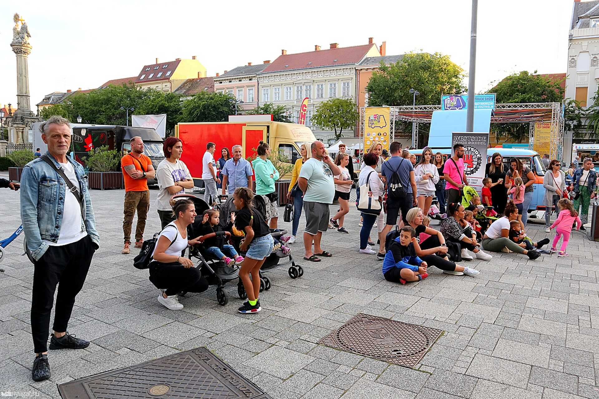 Westside családi nap a Fő téren