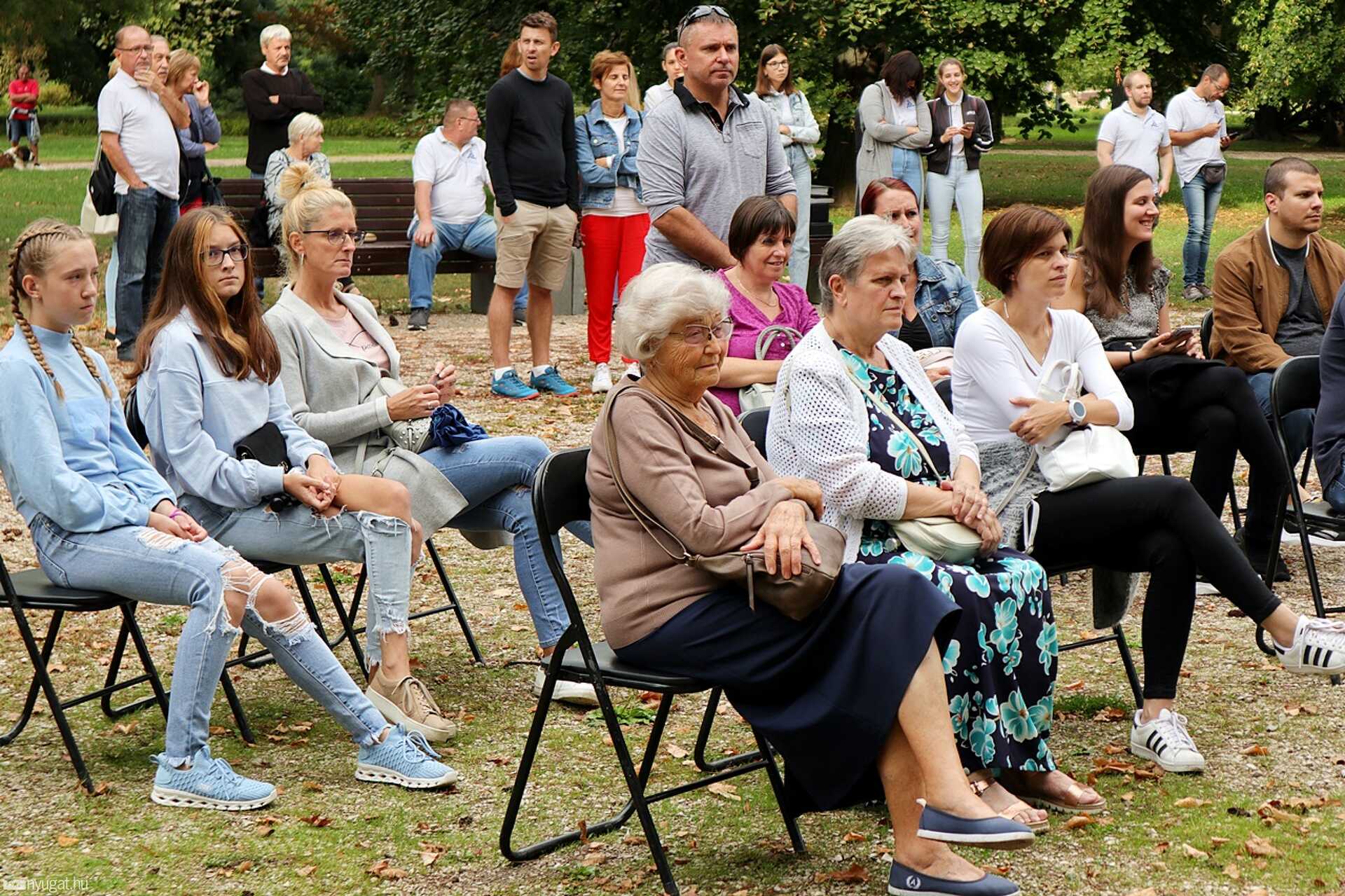 Zenél a Sziget, fúvósok ősz eleji piknik koncertje 