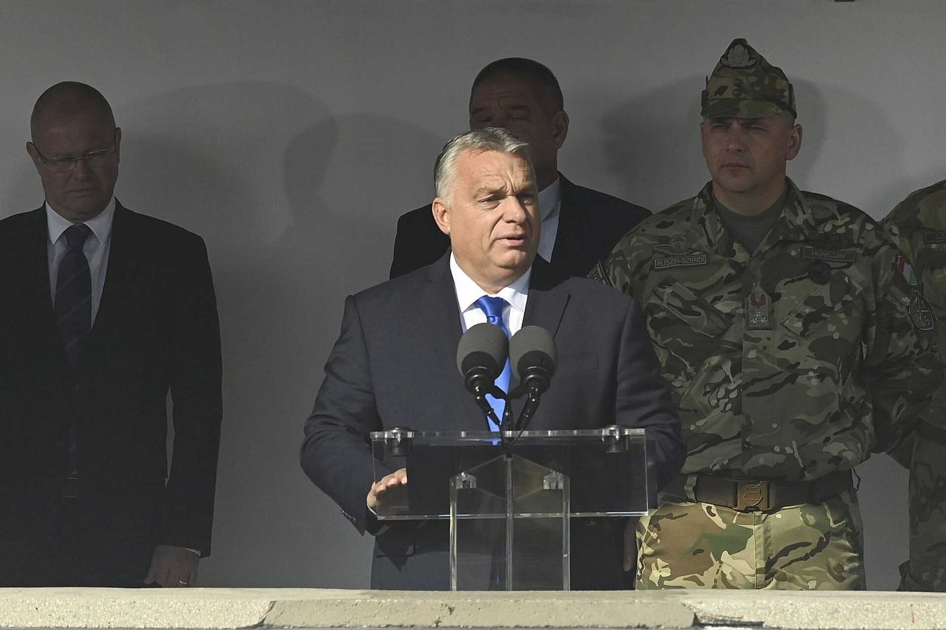 Orbán Viktor - Önkéntes katonák eskütétele és a Lynx harcjárművek átadása Budapesten