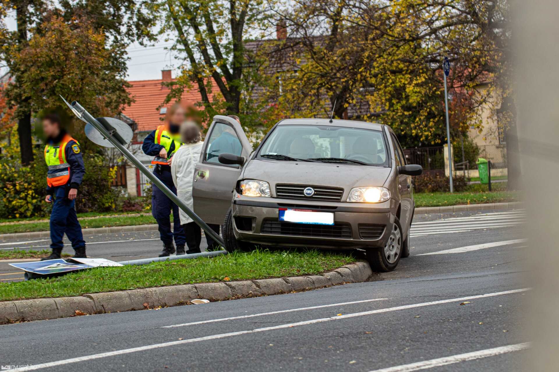 A Jáki úti temető és környéke mindenszentek napján