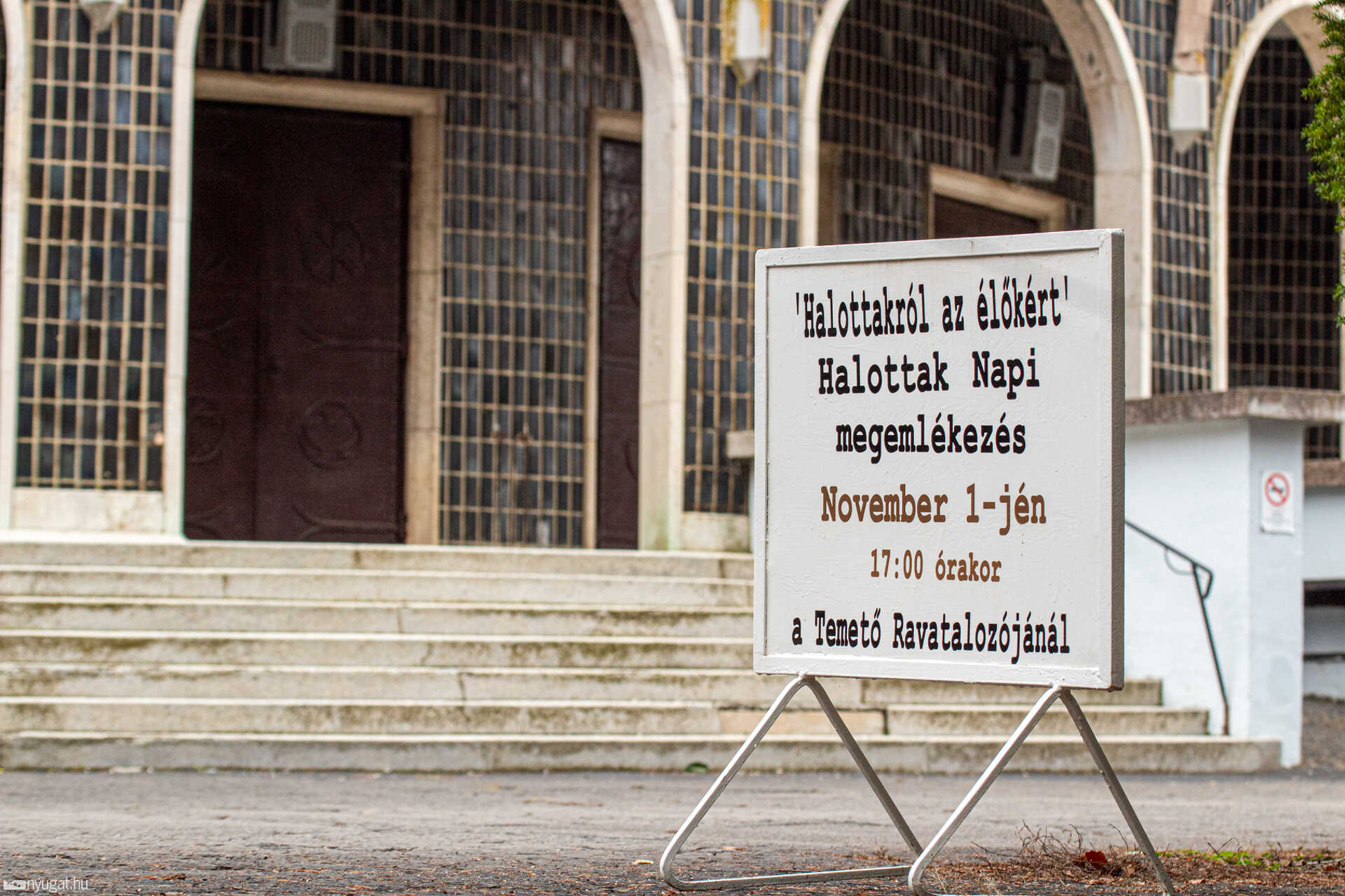 A Jáki úti temető és környéke mindenszentek napján