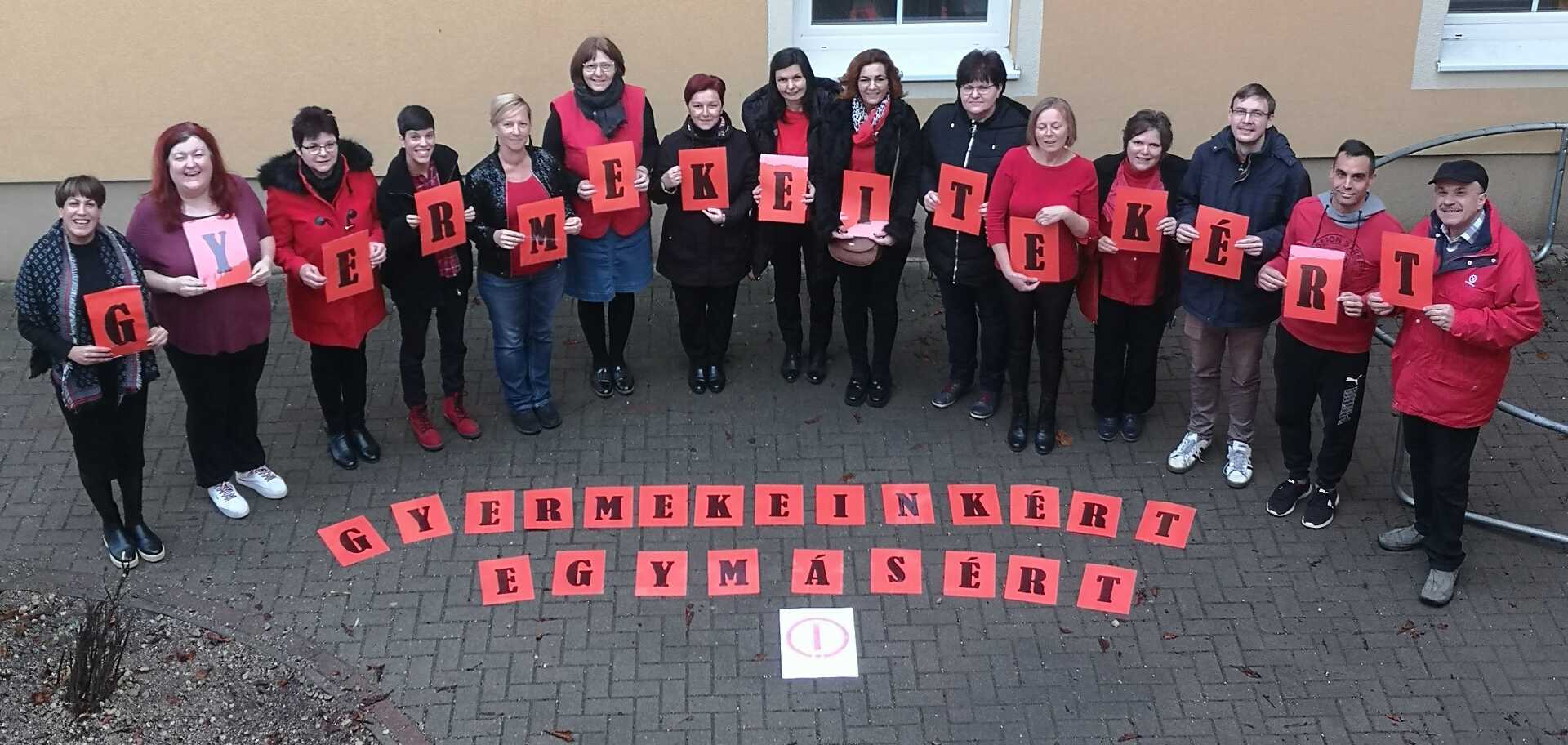 A Celldömölki Városi Általános Iskola 15 pedagógusa is sztrájkolt