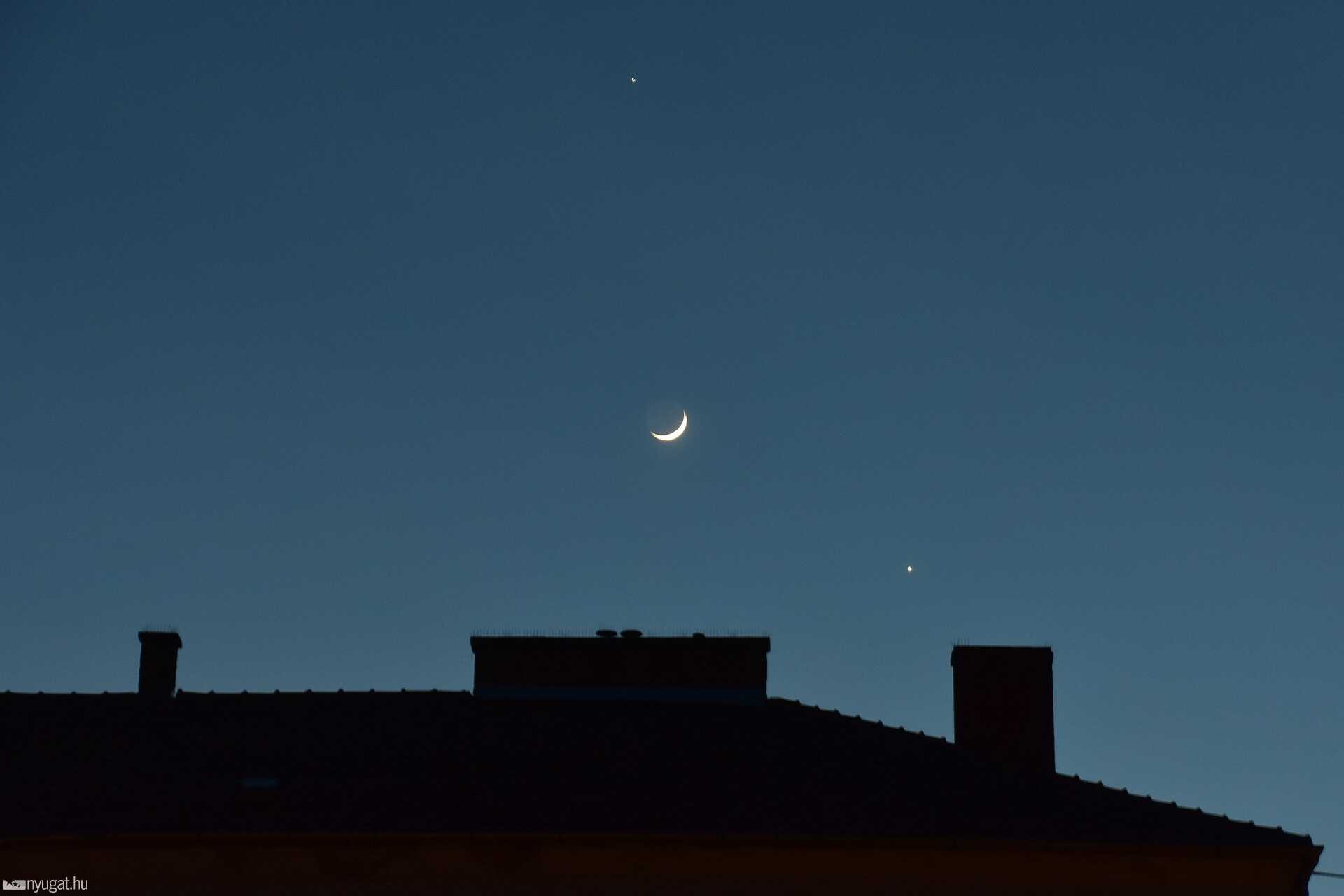 Jupiter-Holdsarló-Vénusz együttállása Szombathely égboltján