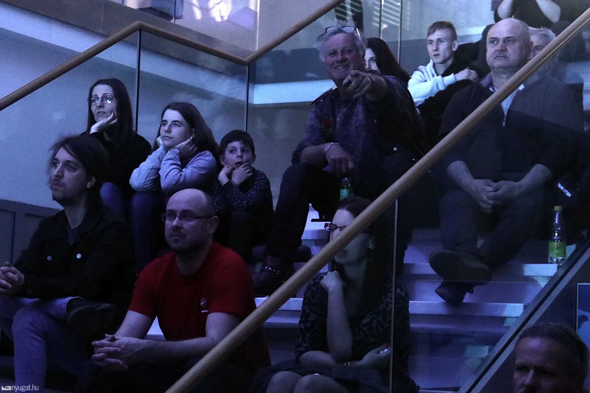Szerda esti akusztik az Agorában 
