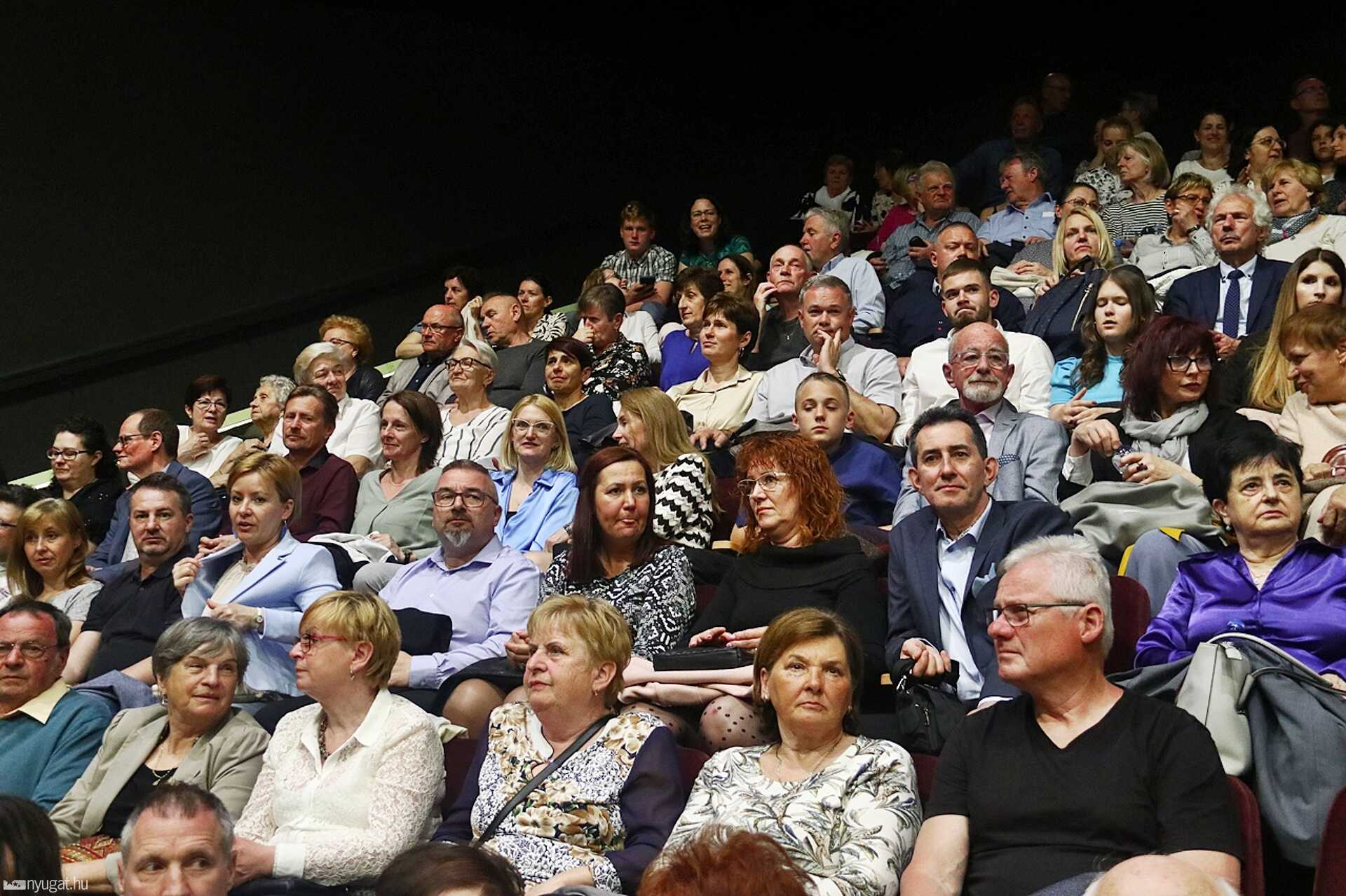 Isis Big Band koncert az Agorában